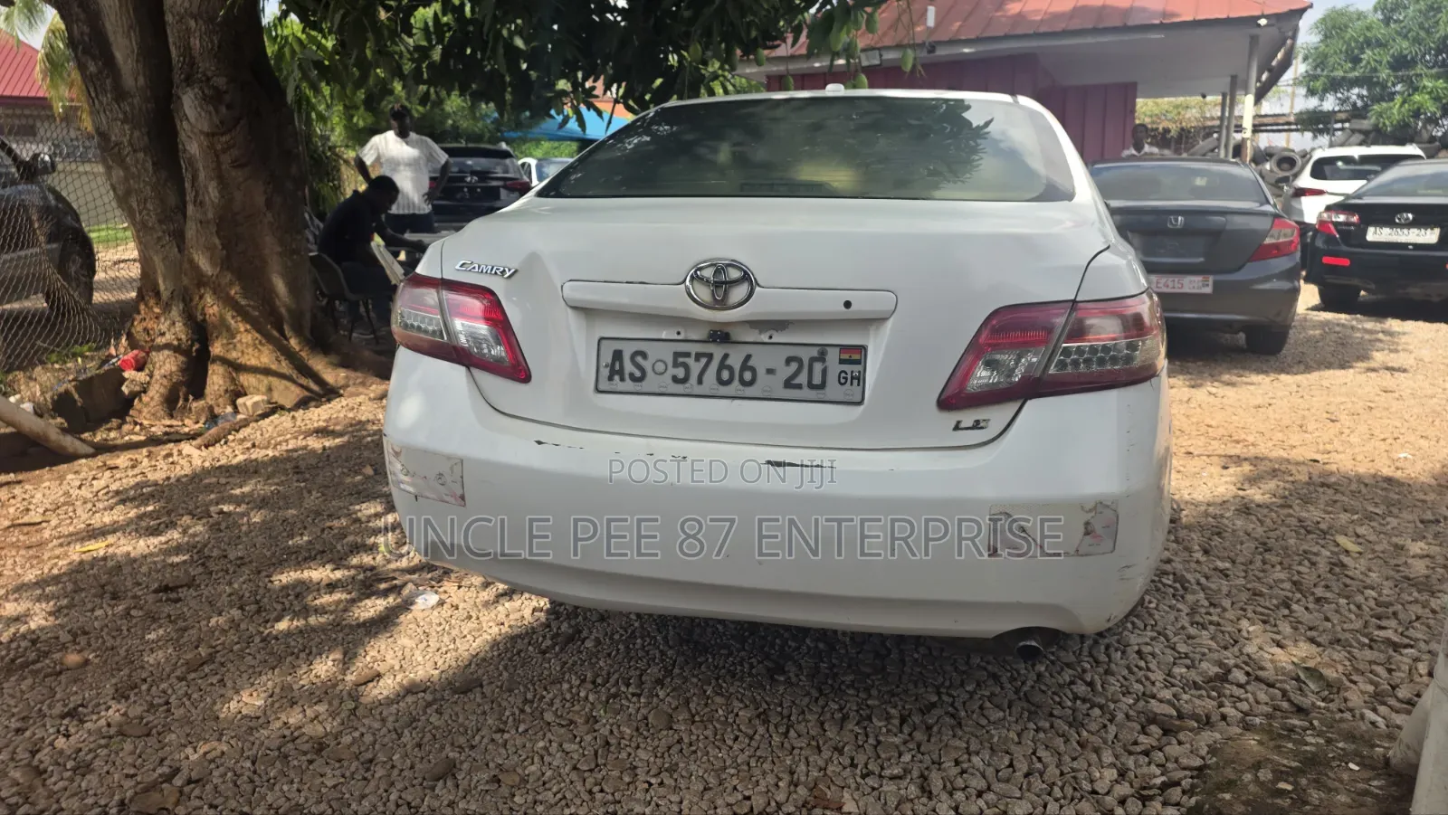 Toyota Camry LE 4dr Sedan (2.5L 4cyl 6AM) 2010 White