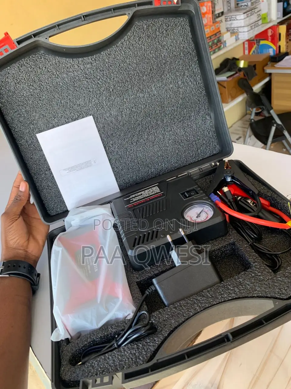 Car Battery Jump Starter With Air Pump
