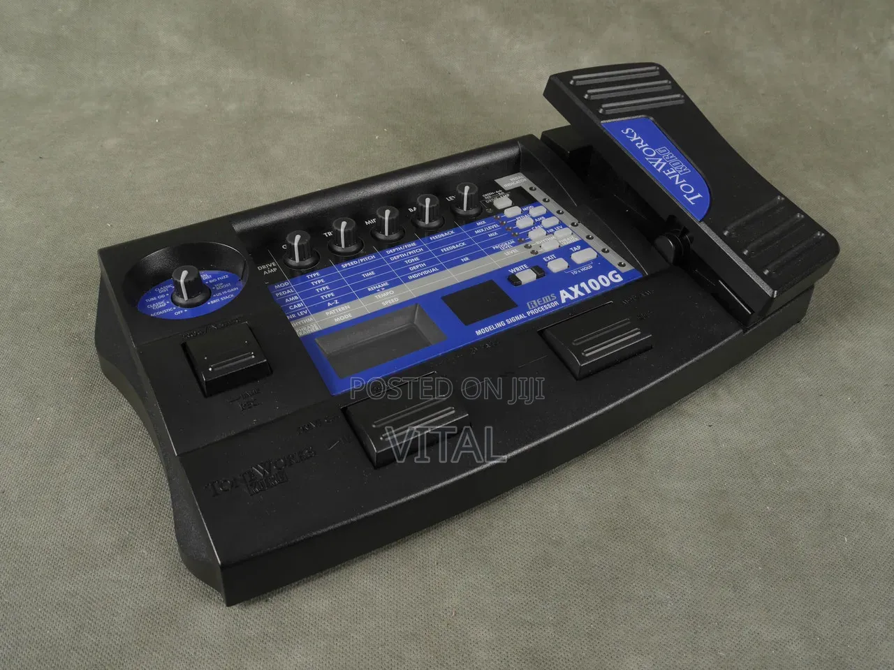 Korg Ax1000g