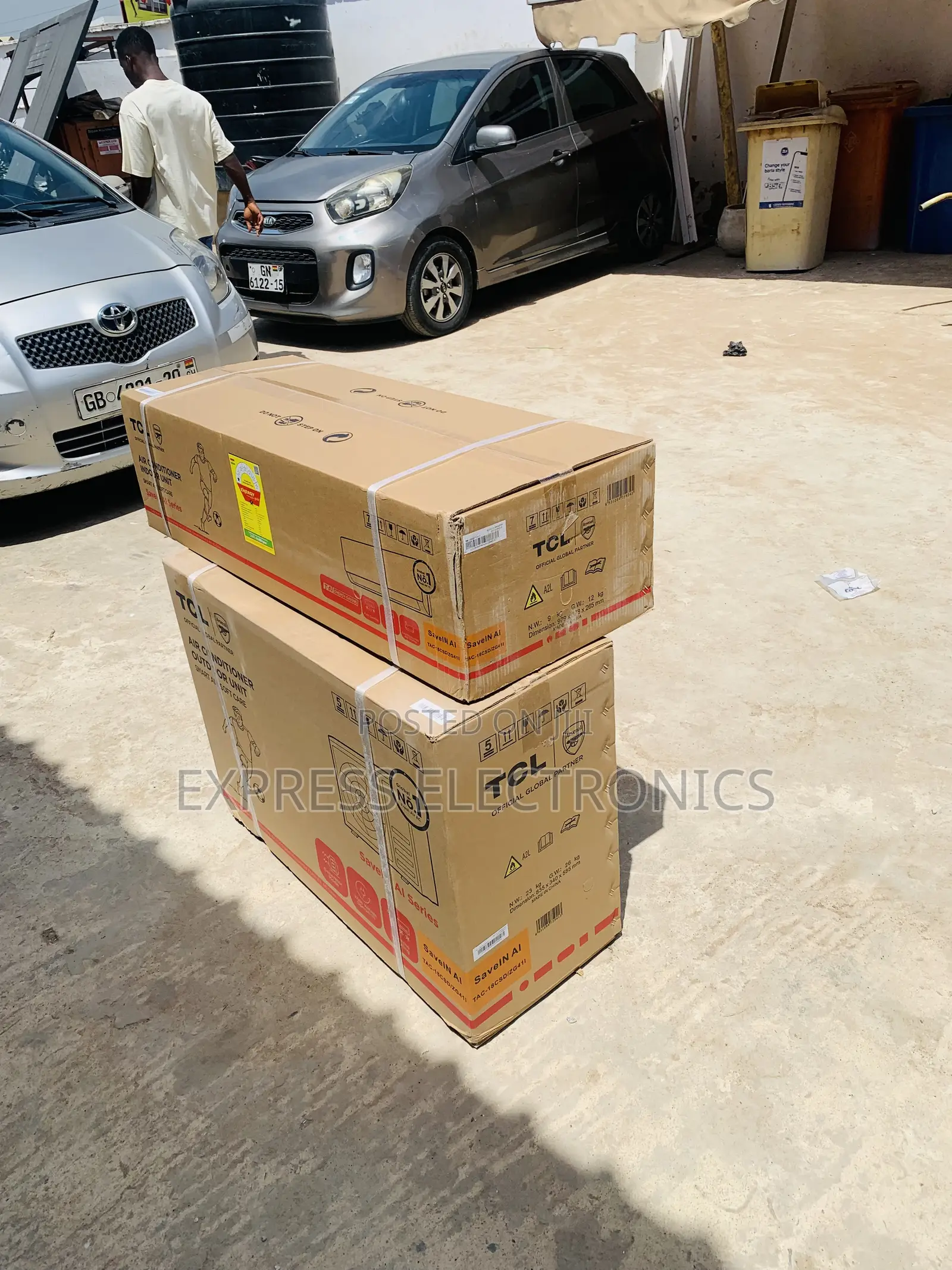 Ultra Modern Sleek White Air Conditioner Split Inverter 1.5hp