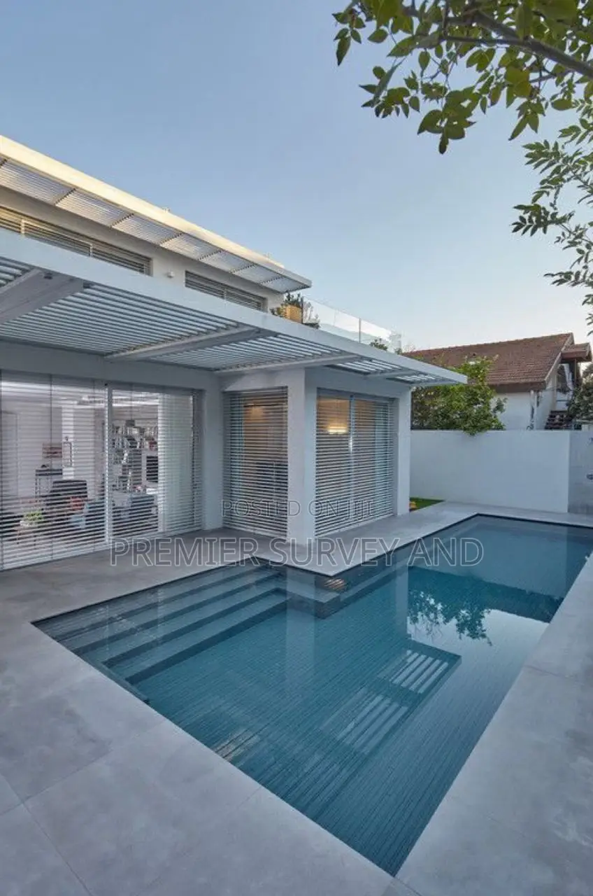 Premium Swimming Pool Construction