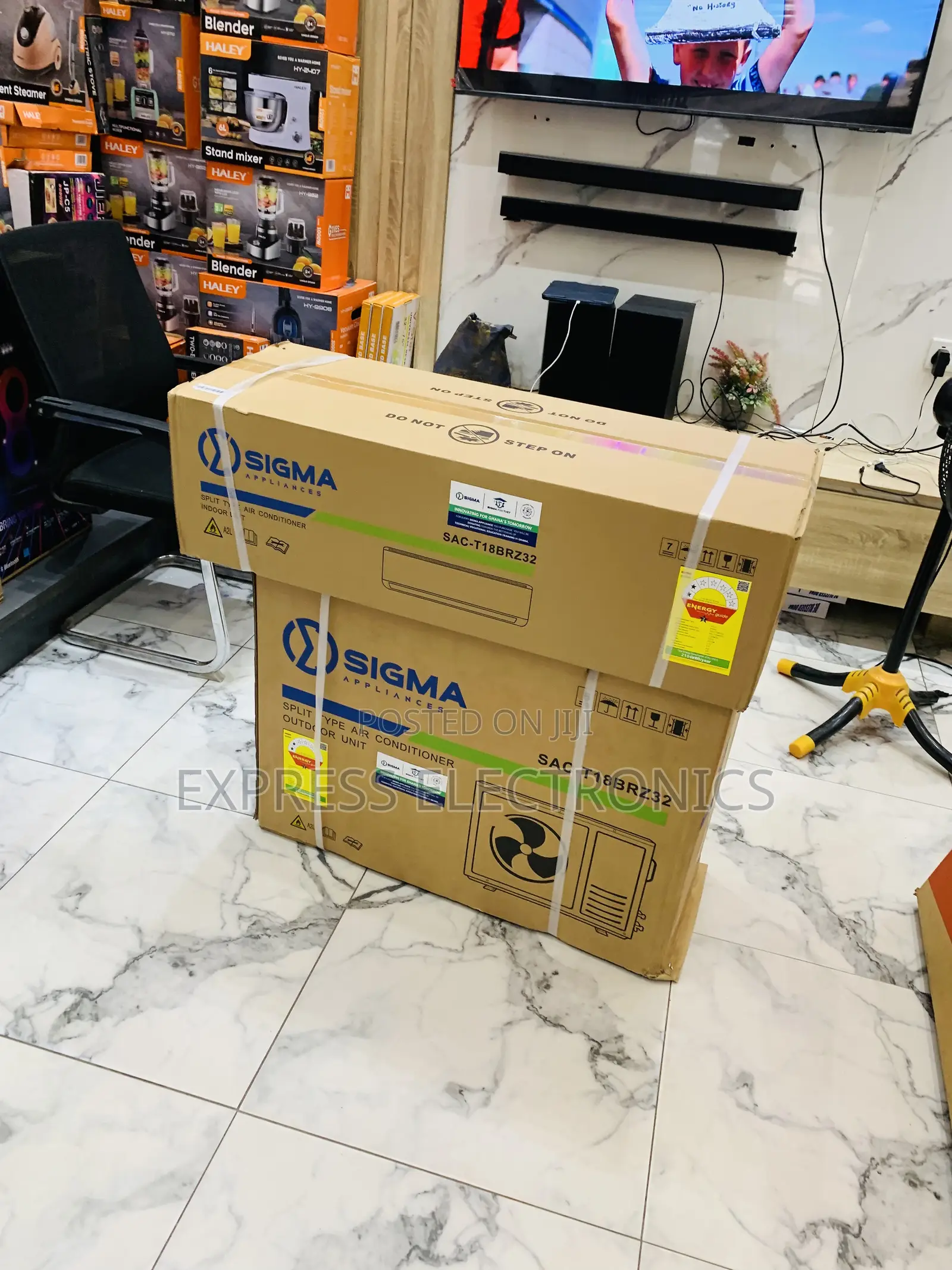 Mesmeric Sleek White Air Conditioner 2.0hp Split R410