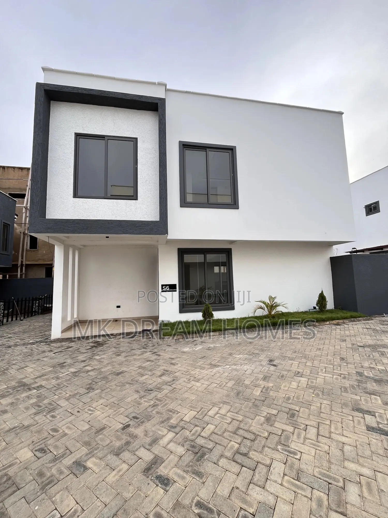3bdrm House in East Legon for rent