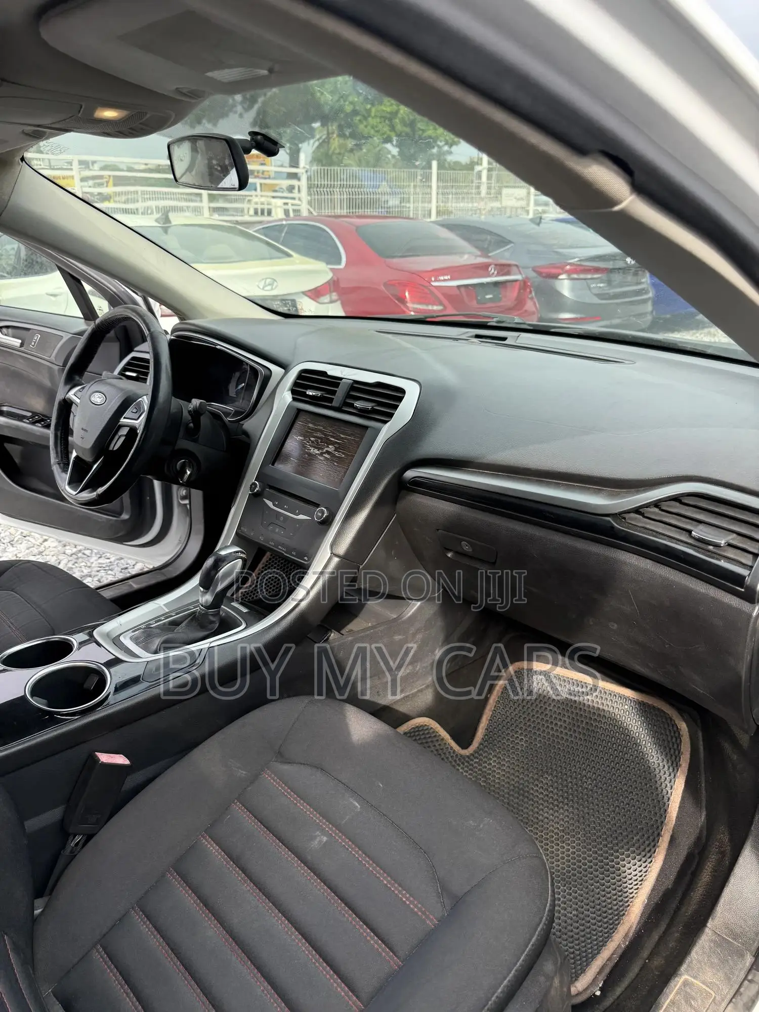 Ford Fusion SE 4dr Sedan (2.5L 4cyl 6A) 2014 White