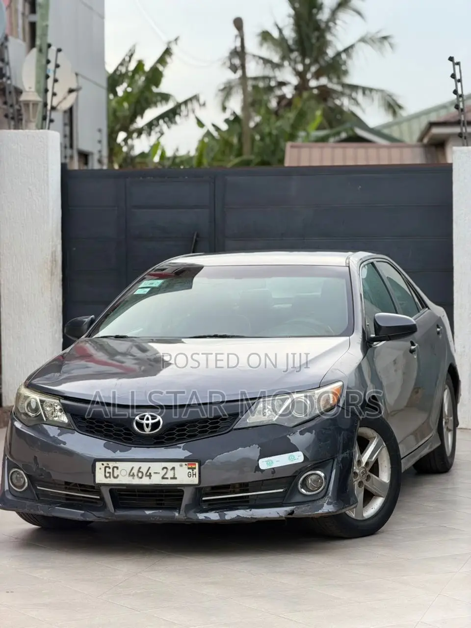 Toyota Camry SE 4dr Sedan (2.5L 4cyl 6A) 2013