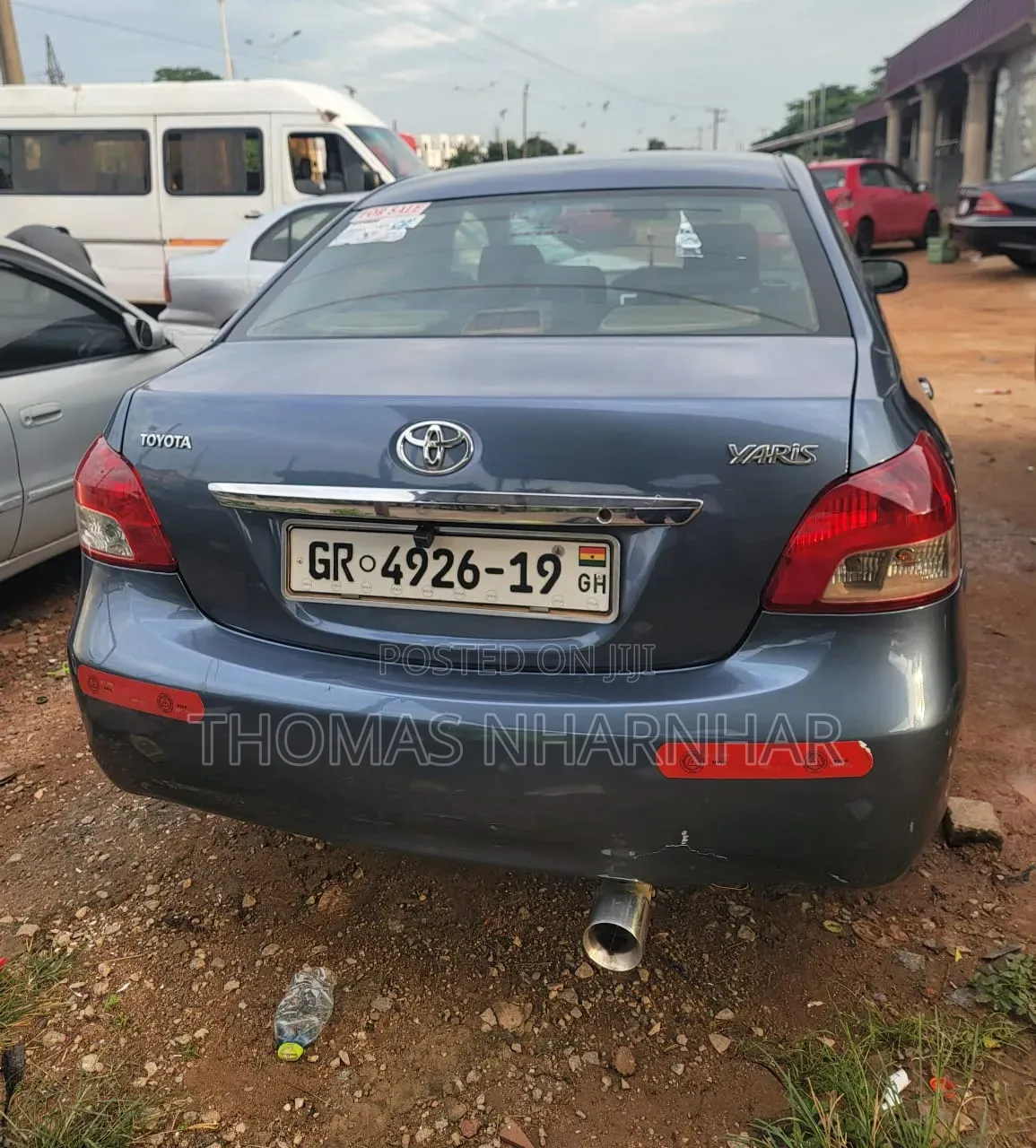 Toyota Yaris Base Sedan 4dr 2010 Blue
