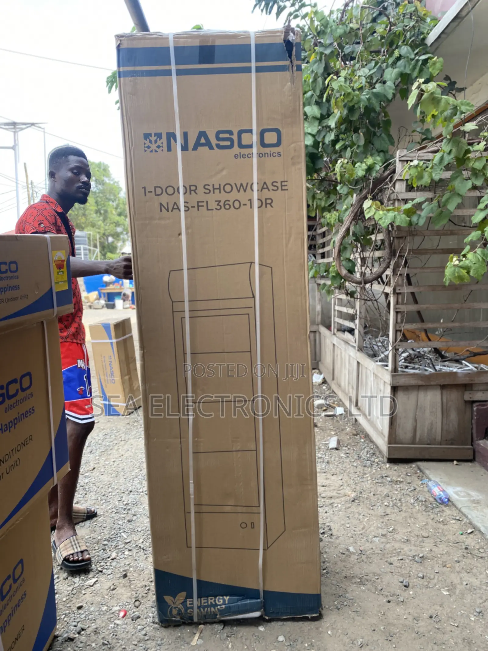 Nasco Nas-Fl360-1dr Display Fridge