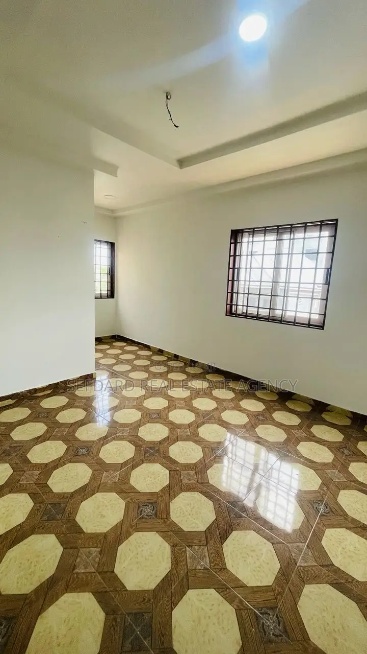 3bdrm Apartment in Sefdard Properties, Kwabenya for rent