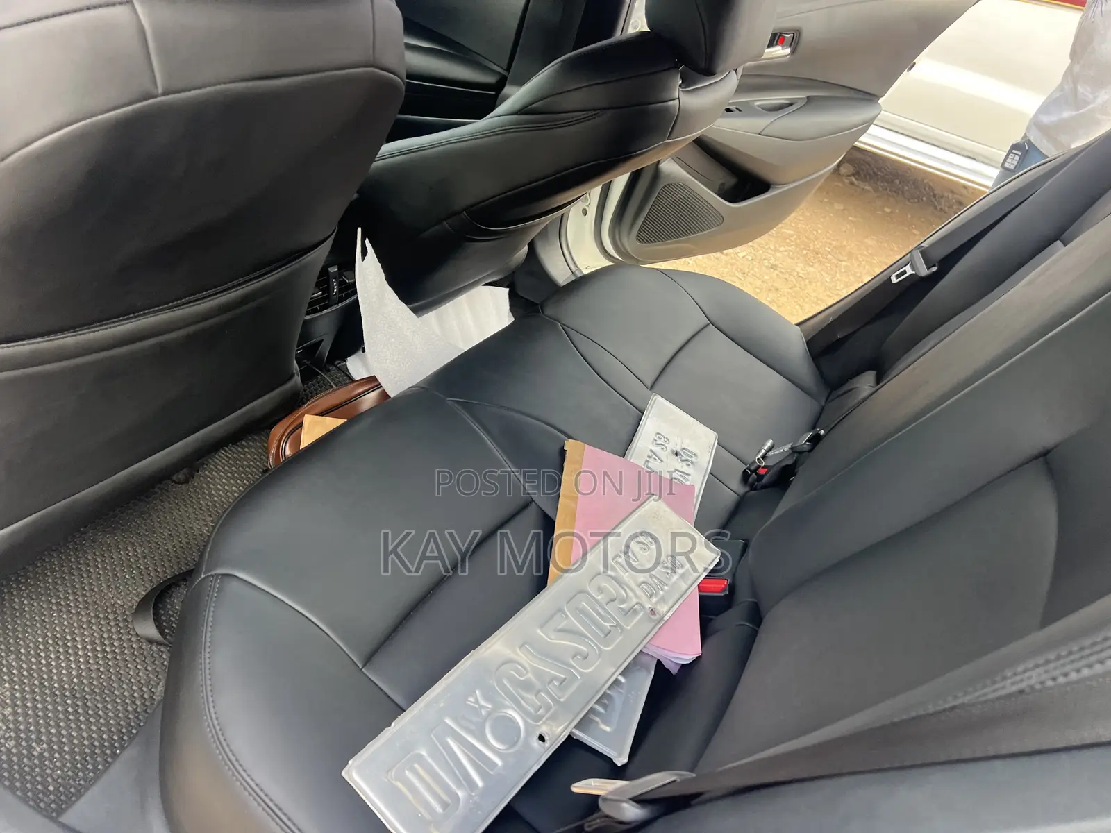 Toyota Corolla SE 2022 White
