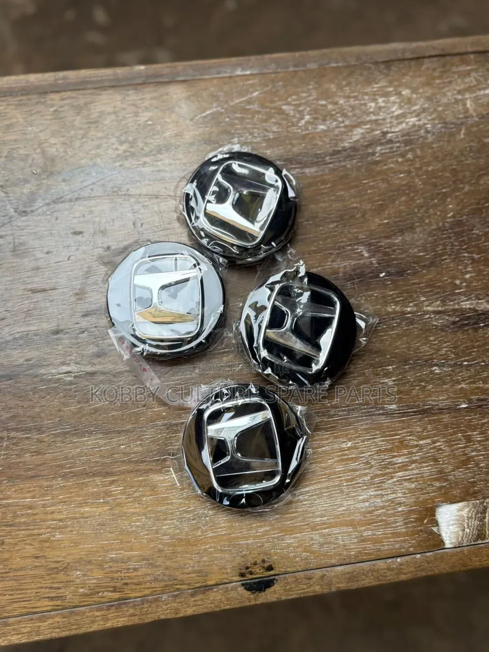 Original Brand New Honda Rim Chrome Crowns Available for All Cars