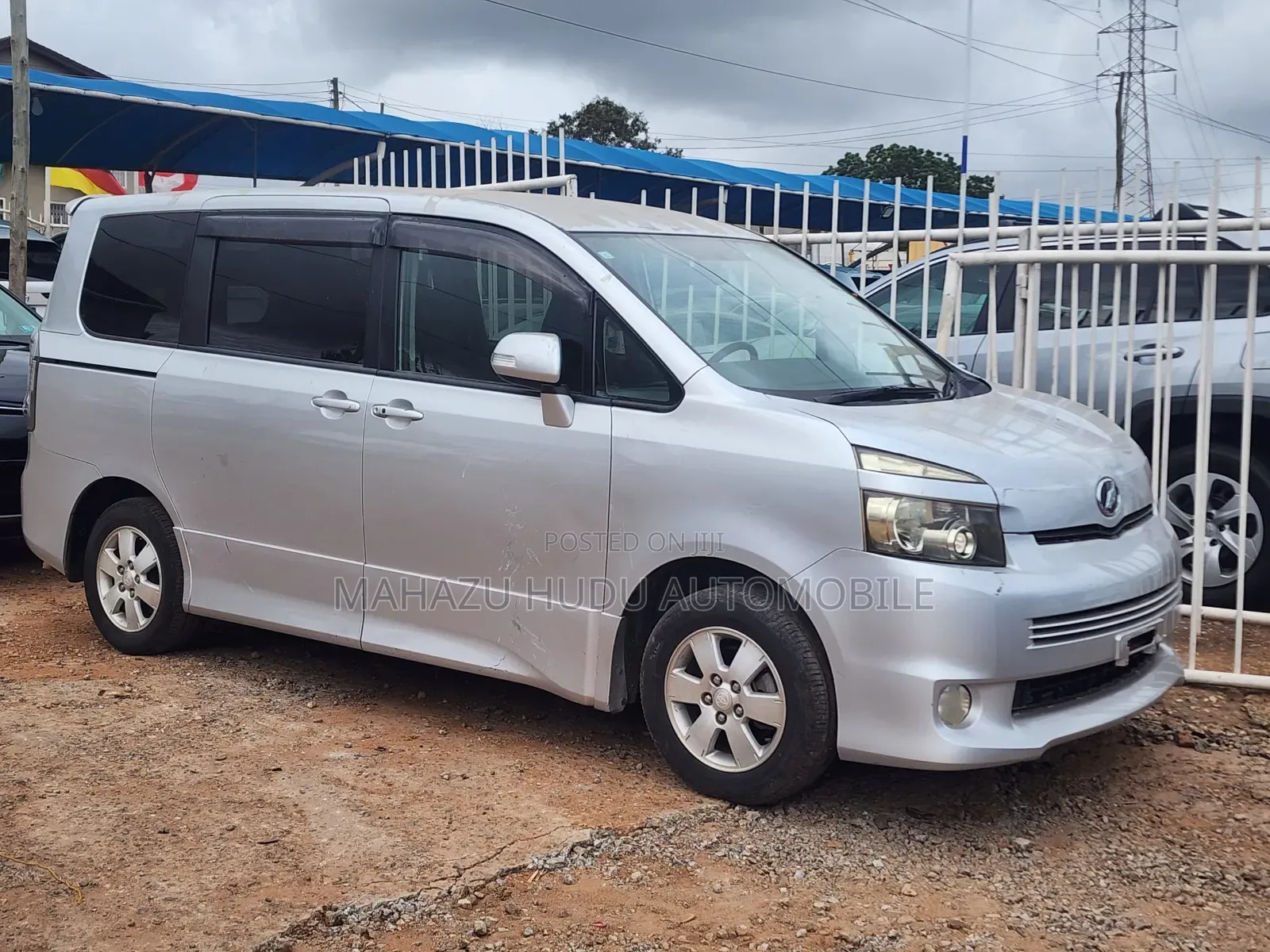 Toyota Voxy 2008 Silver