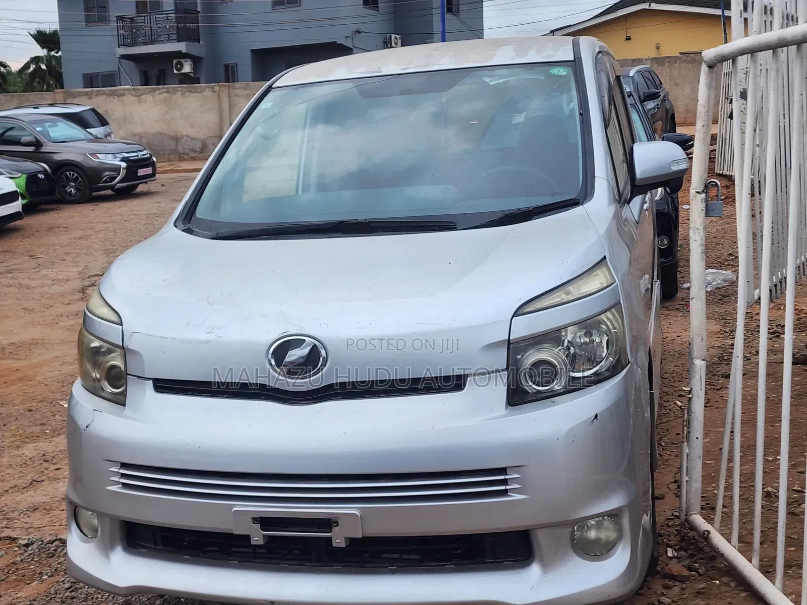 Toyota Voxy 2008 Silver