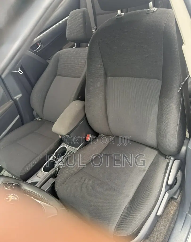 Toyota Corolla L 2020 White