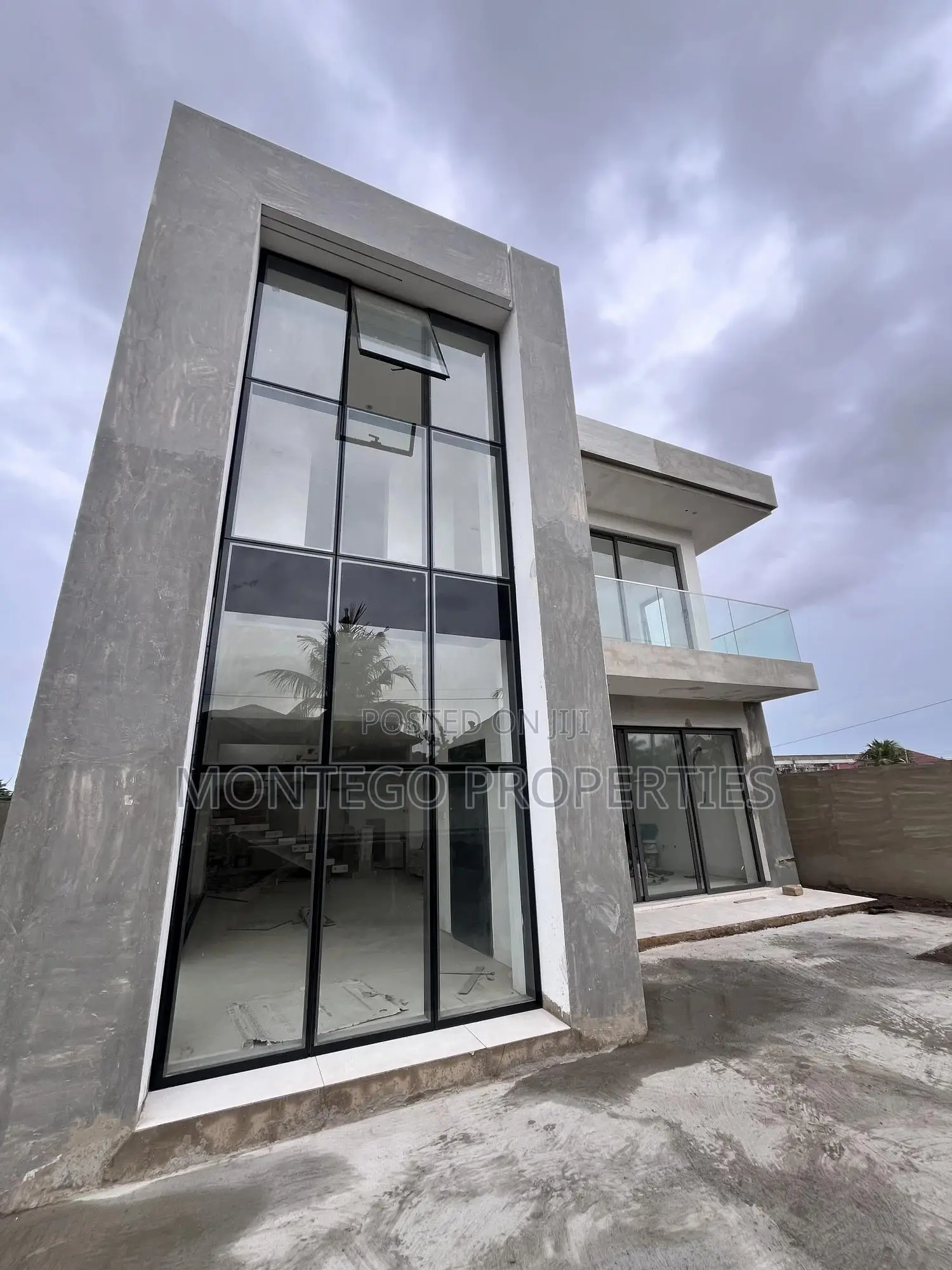4bdrm House in Adjiringanor, East Legon for sale
