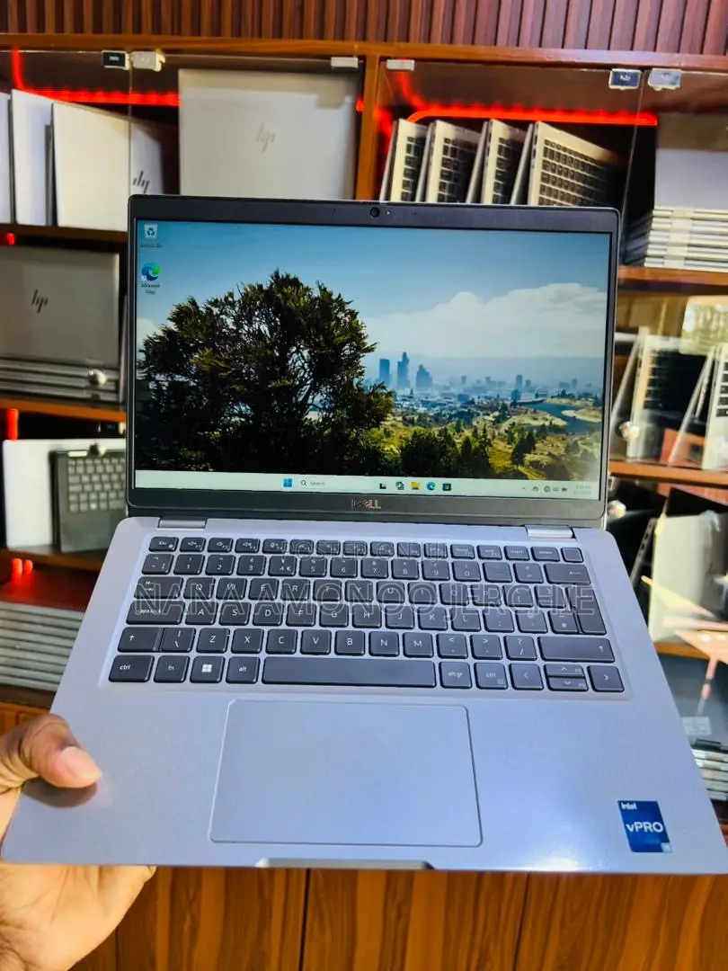 Laptop Dell Latitude 5330 8GB Intel Core i5 SSD 256GB