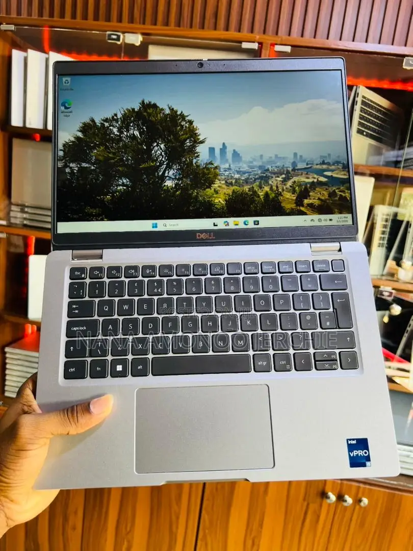Laptop Dell Latitude 5330 8GB Intel Core i5 SSD 256GB