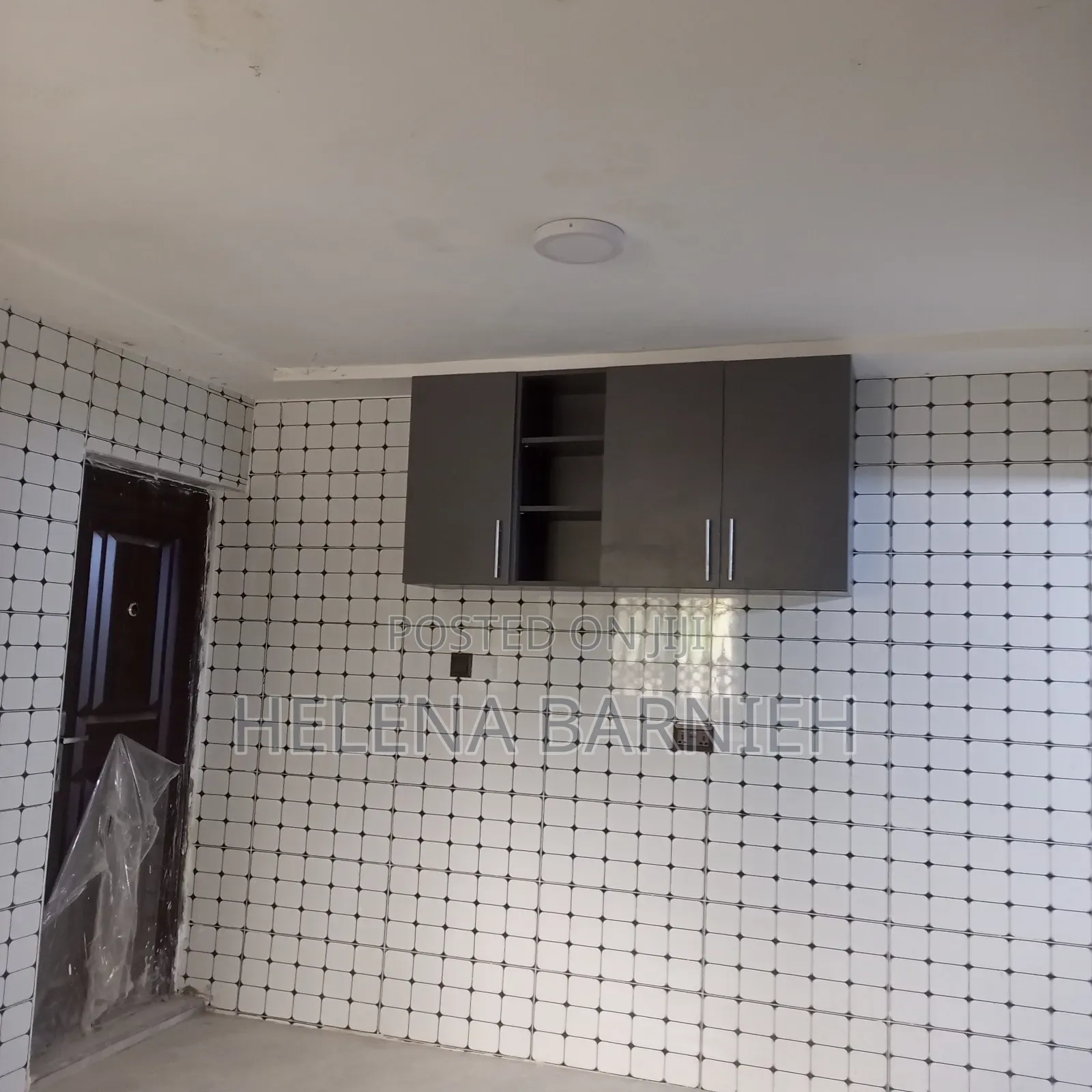 2bdrm Apartment in Helena Estate Agency, Ga East Municipal for rent