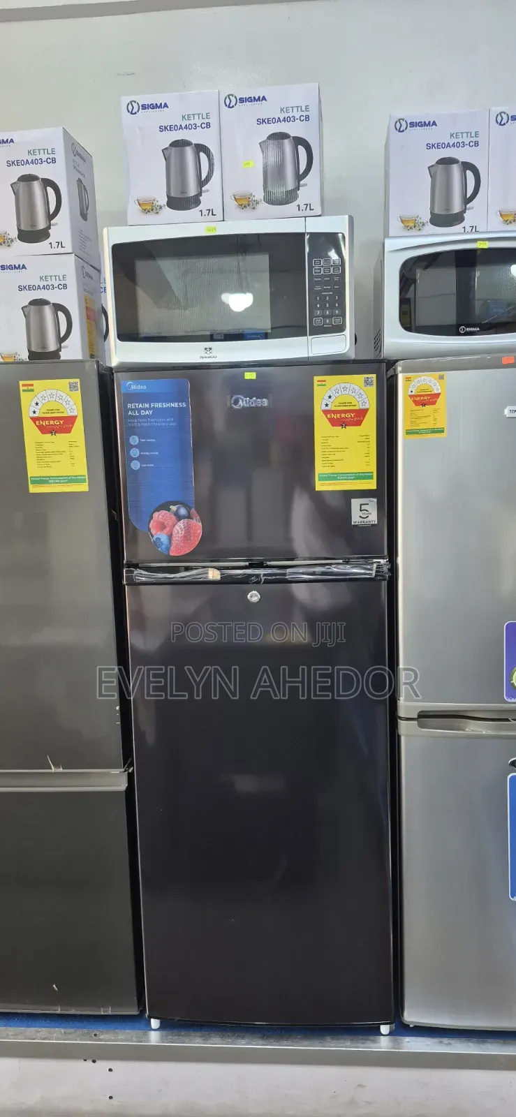 Quality Midea Top Freezer 204litres Double Door.Fridge for Sale