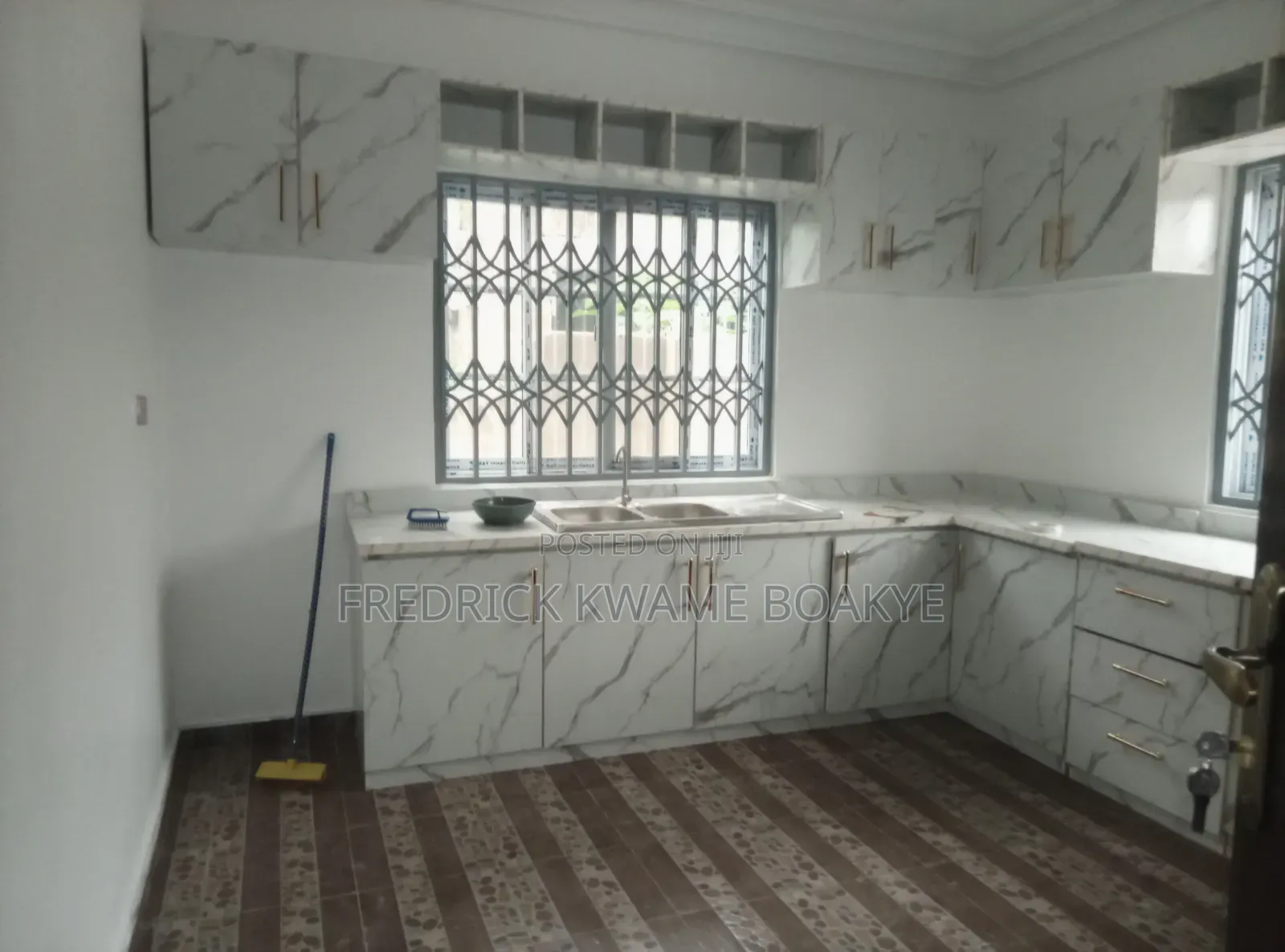 3bdrm House in Brother K Estate, Kumasi Metropolitan for rent