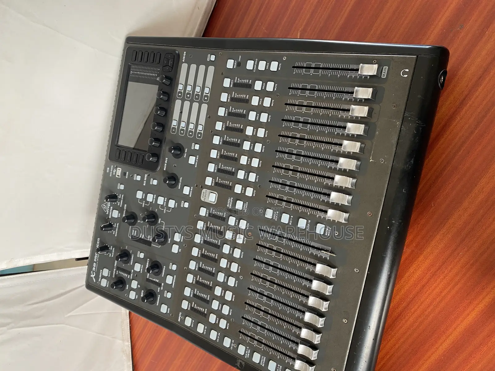 Behringer X32 Producer