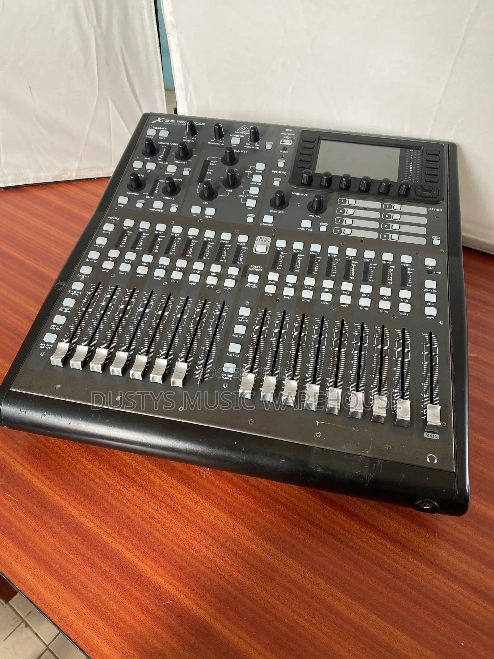 Behringer X32 Producer