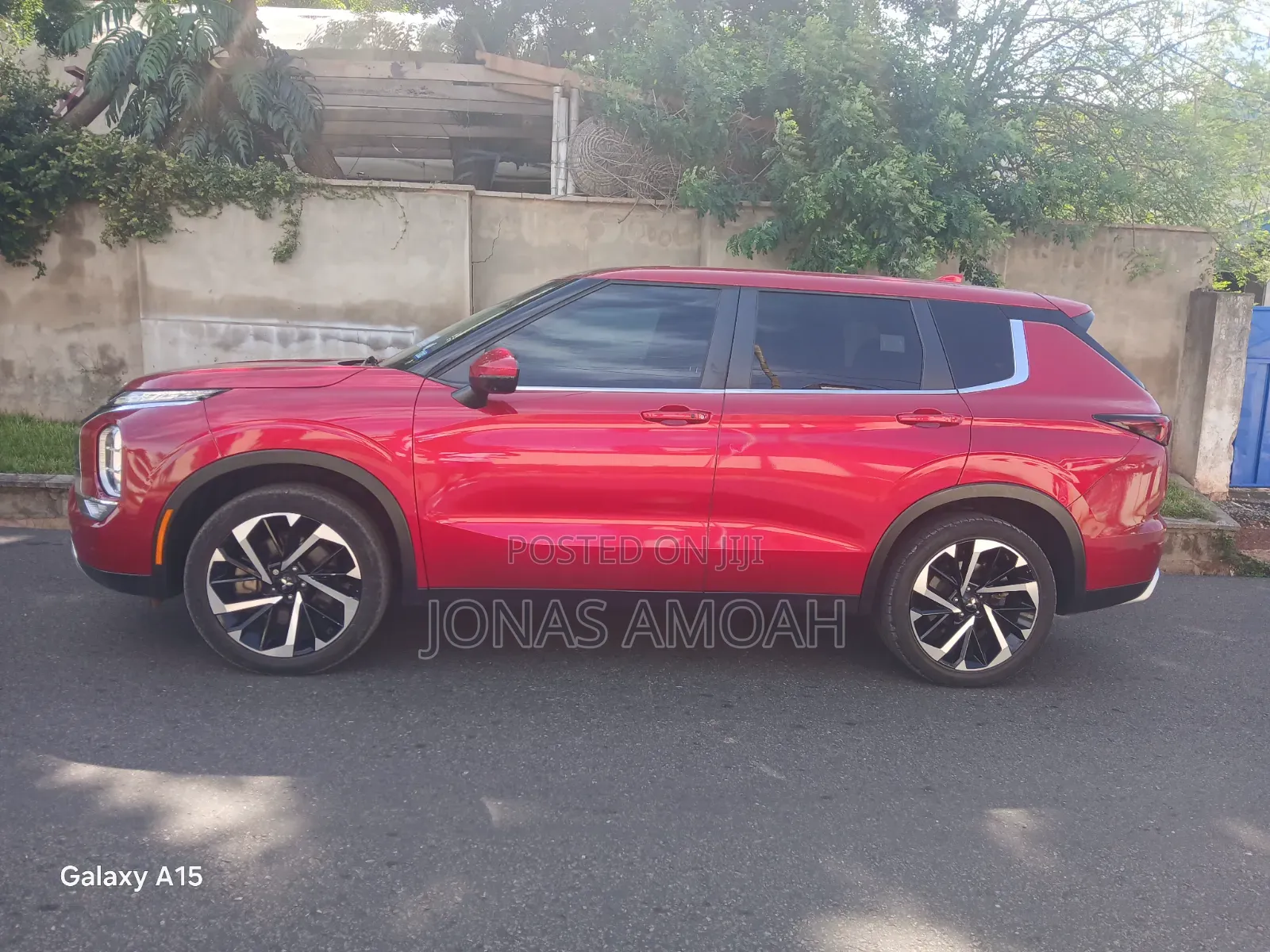 Mitsubishi Outlander SE 2022 Red