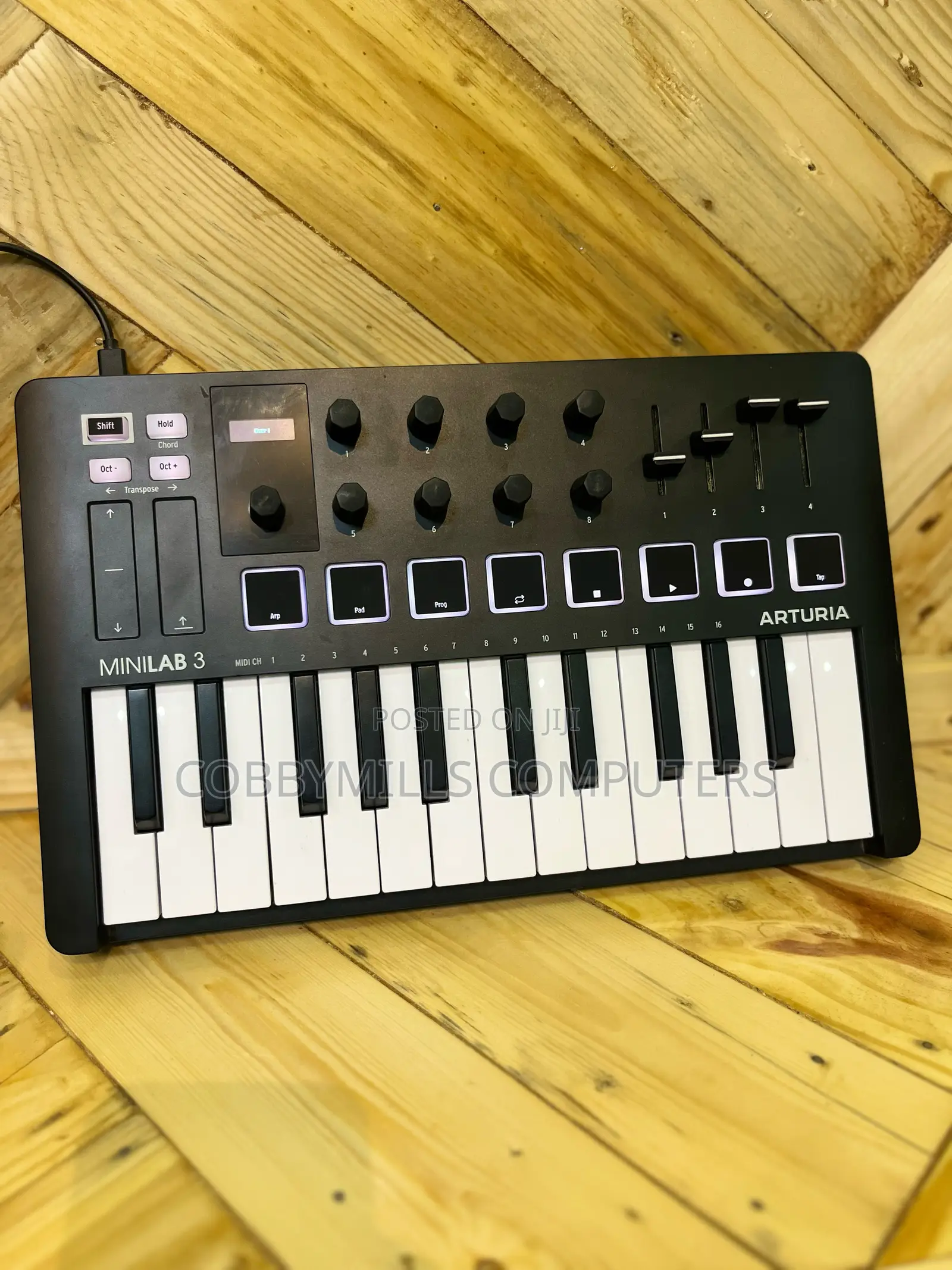 Arturia Minilab 3