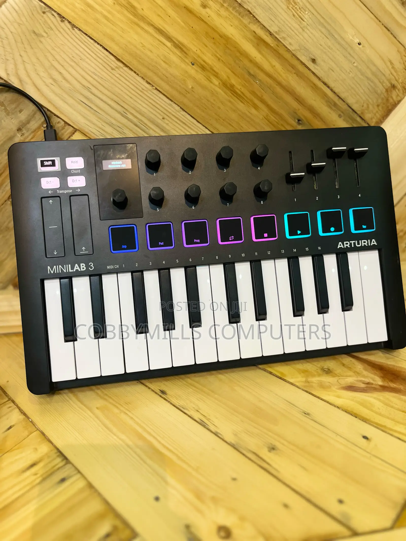 Arturia Minilab 3