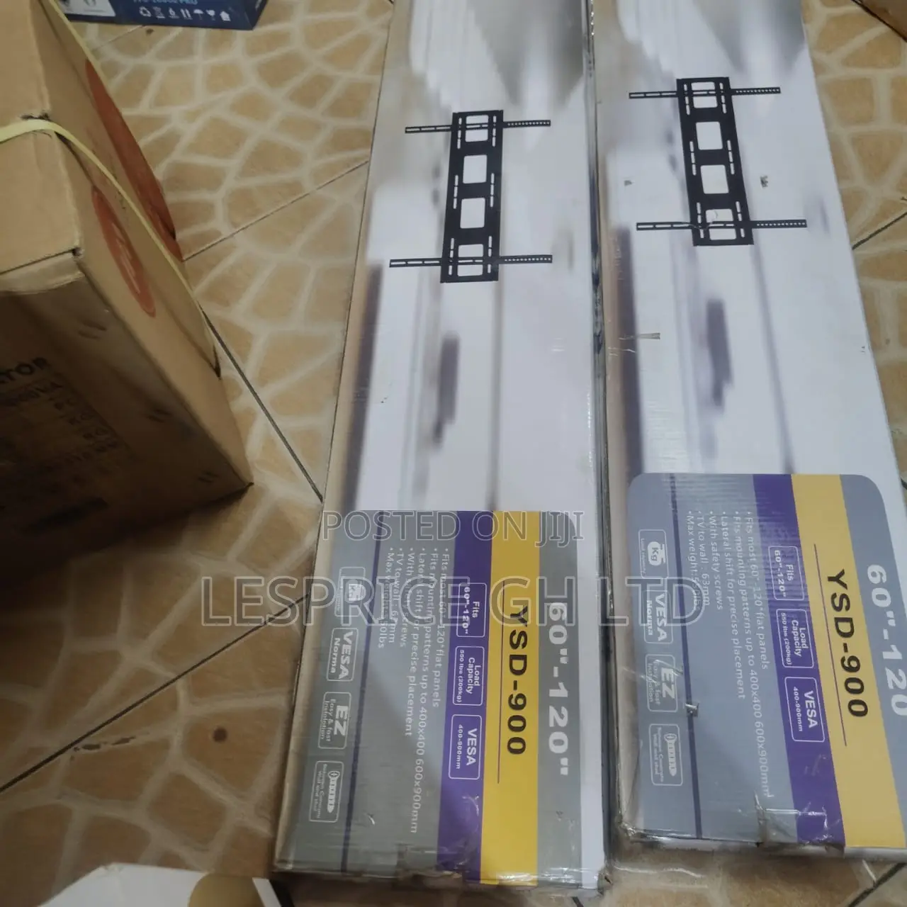 Compact and Affordable Ysd-900 Tv Bracket for Big Screens