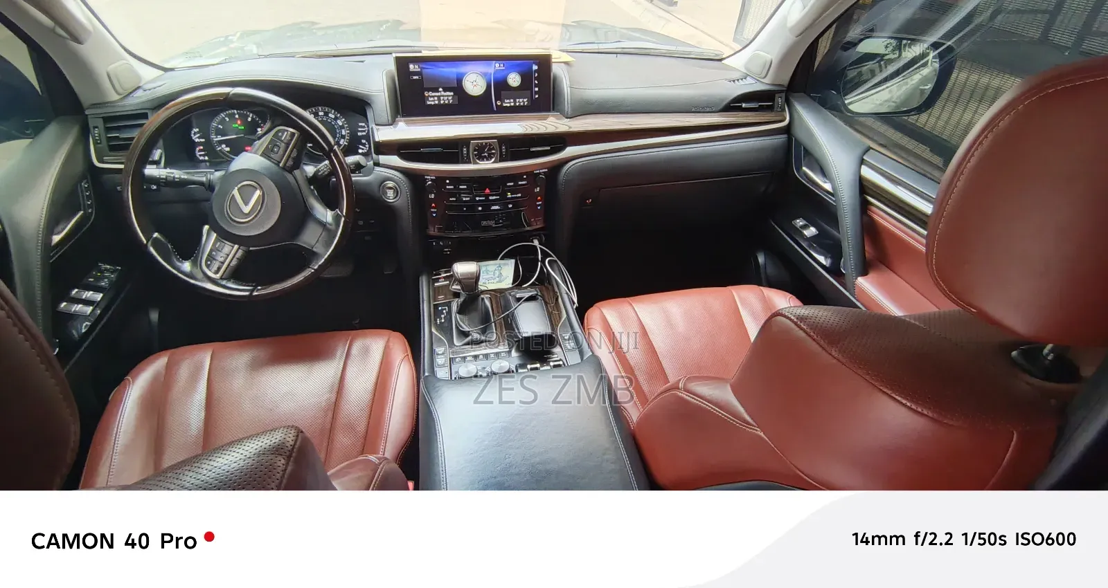 Lexus LX 570 AWD 2020 Gold