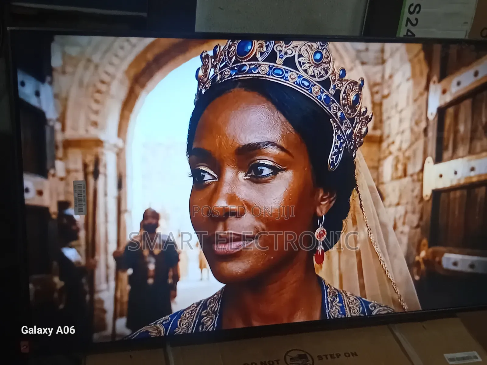 Samsung 43” Ultra-Clear Smart Tv for Premium Viewing