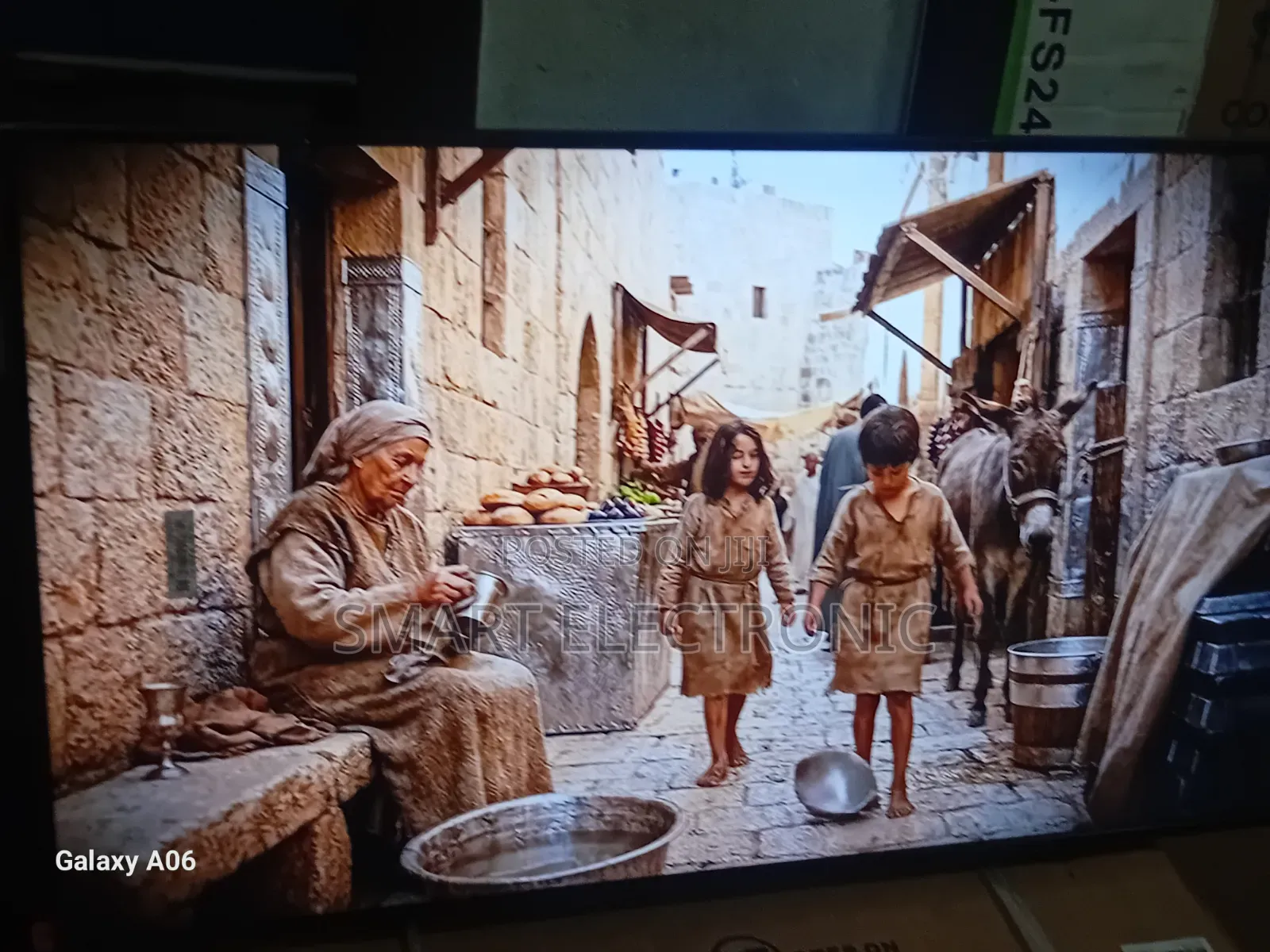 Samsung 43” Slim Bezel Smart Television