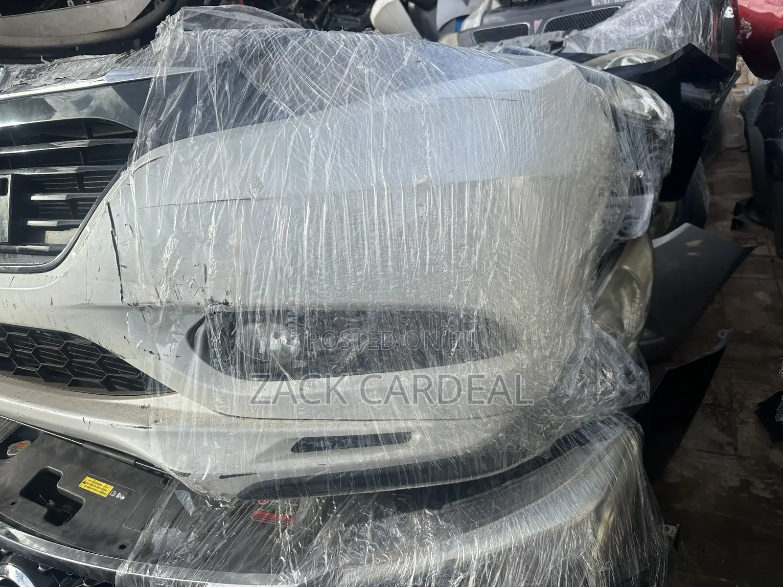 Honda HRV 2018 Front Cut Available