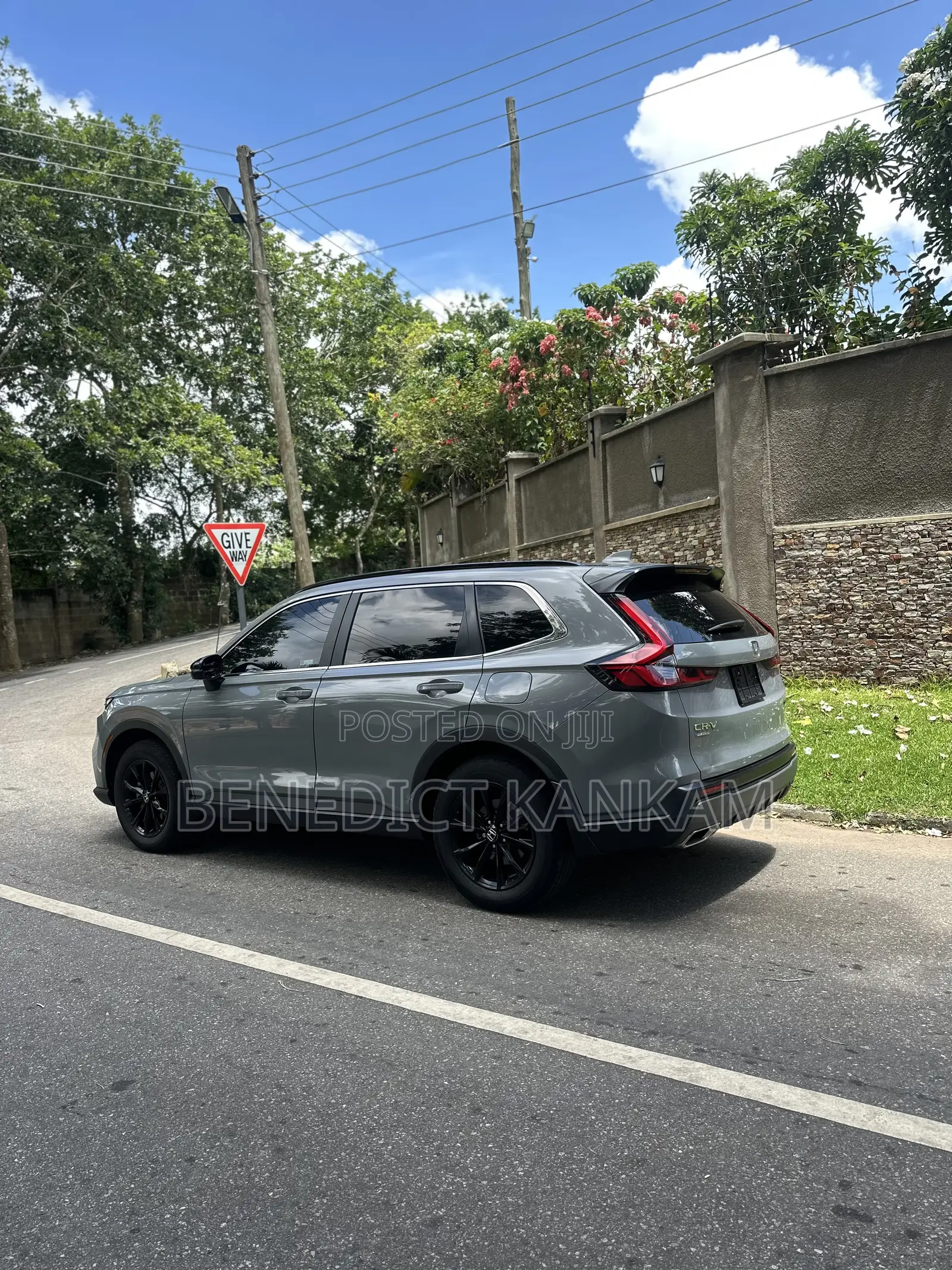 Honda CR-V 2024 Gray