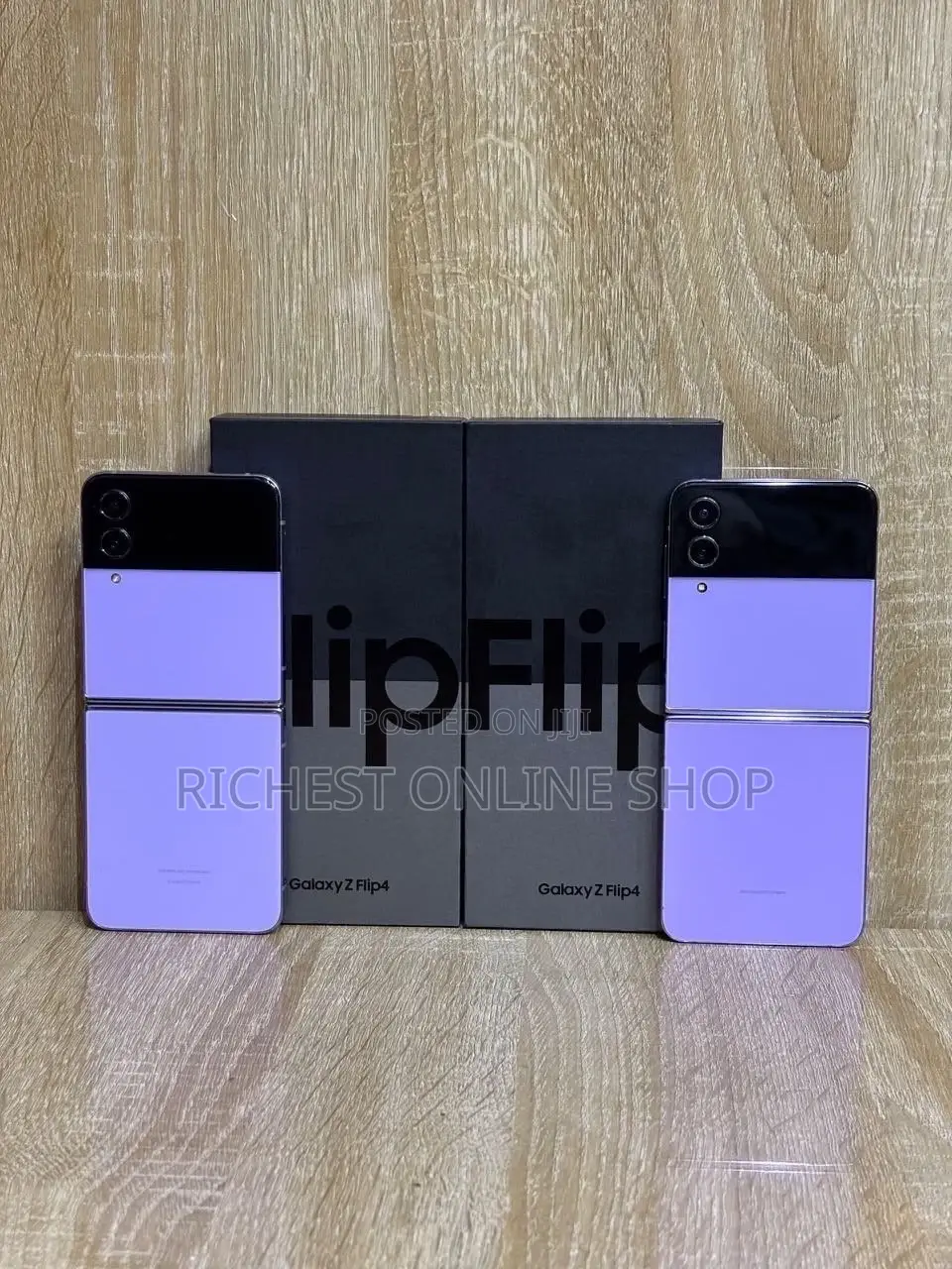 New Samsung Galaxy Z Flip4 256 GB