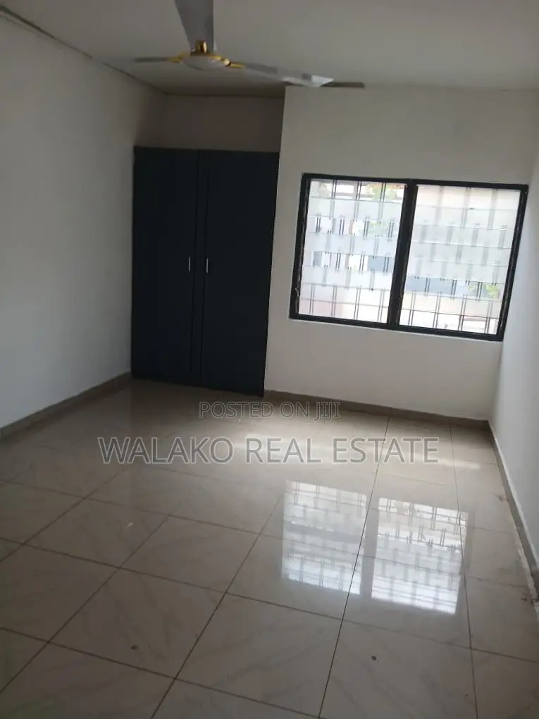 4bdrm Apartment in North Kaneshie for rent