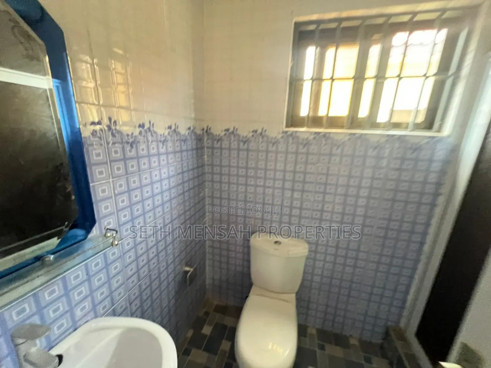 3bdrm House in Teshie for sale