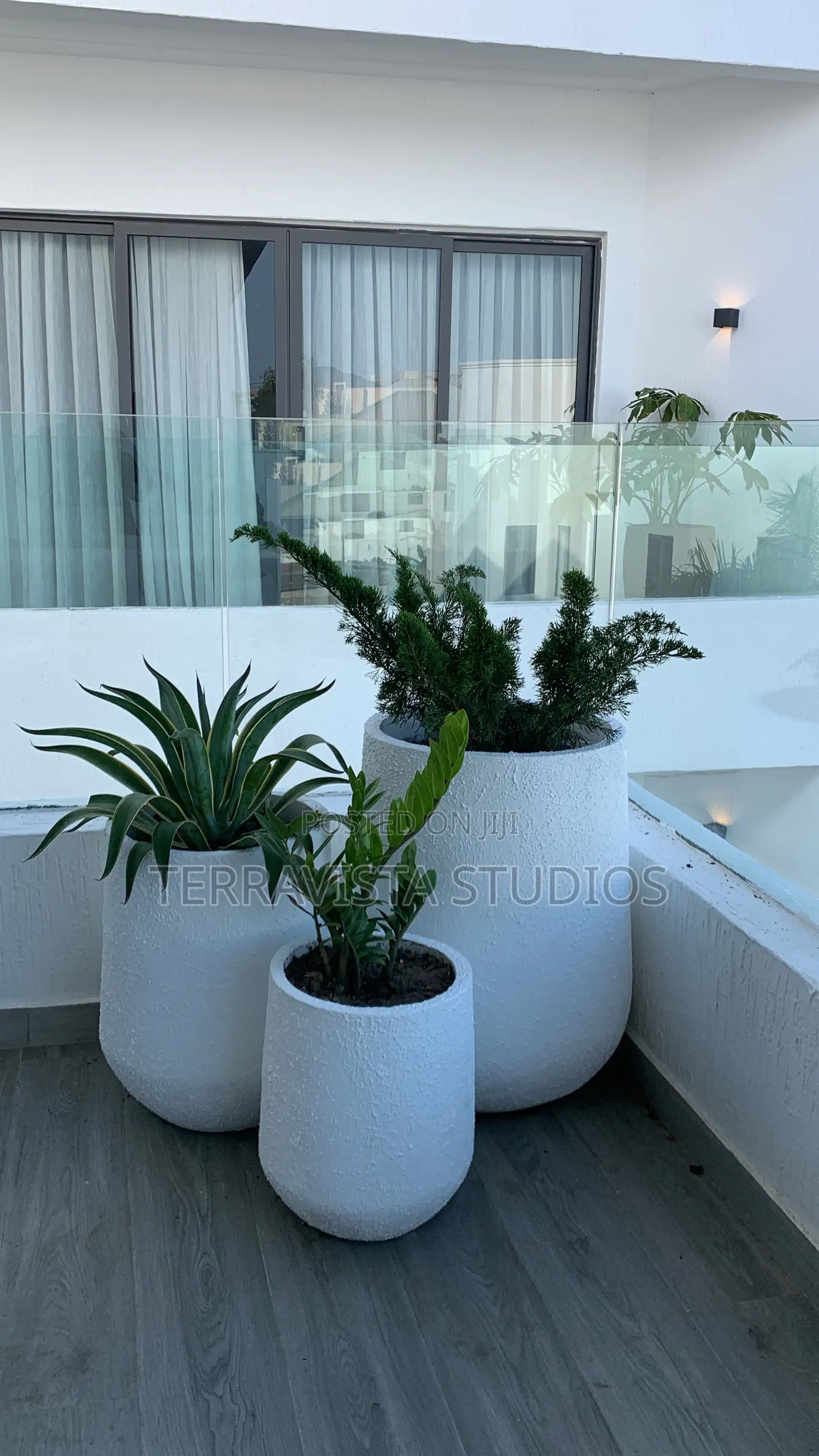 Modern Indoor Outdoor Planters for Sale
