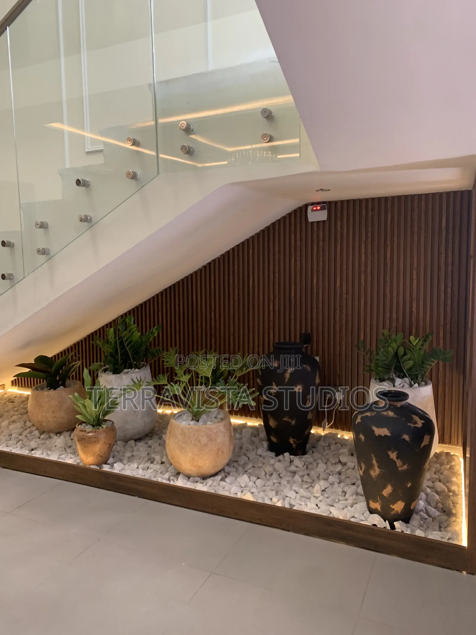 Modern Indoor Outdoor Planters for Sale