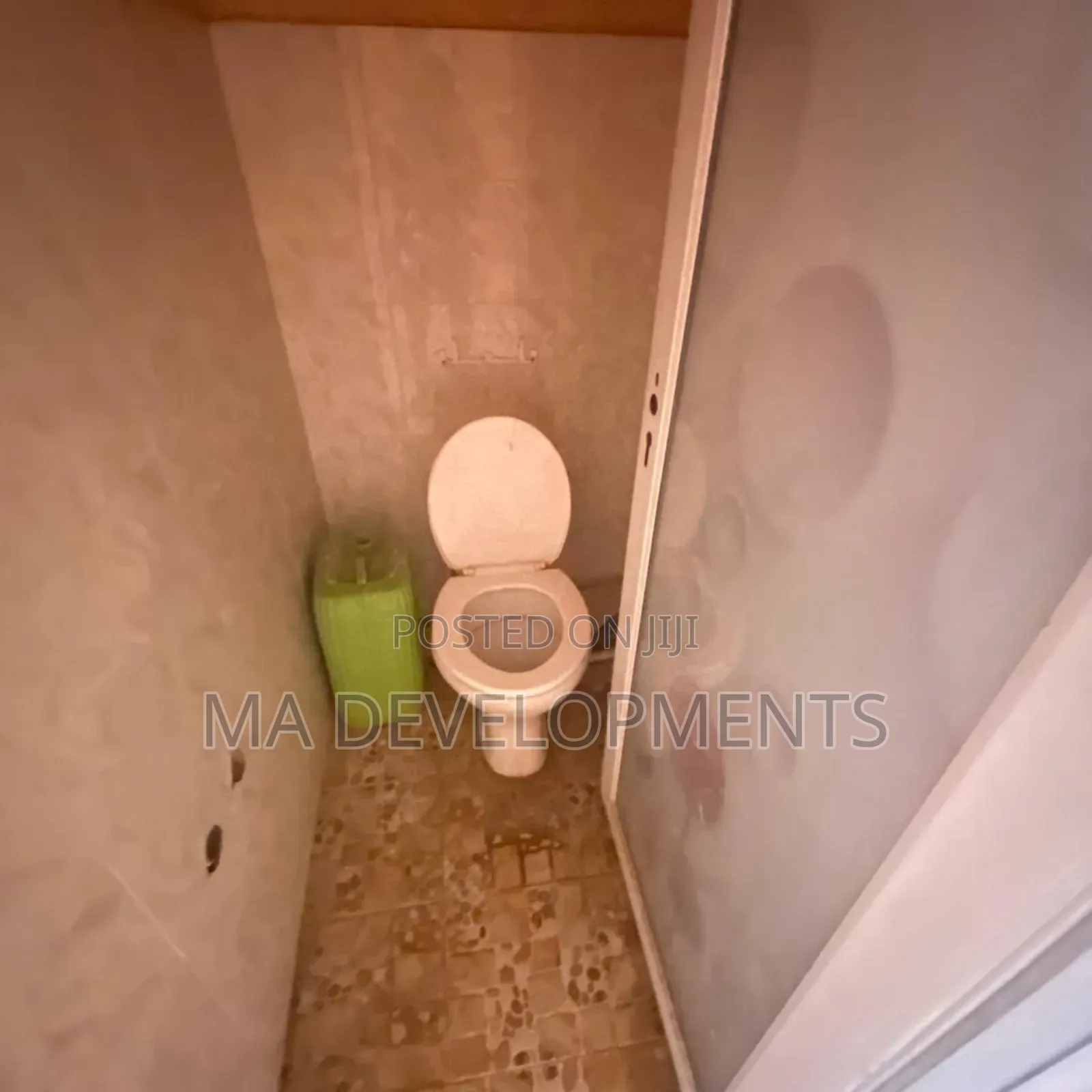Shop for Rent at Achimota Mile 7 Chantain