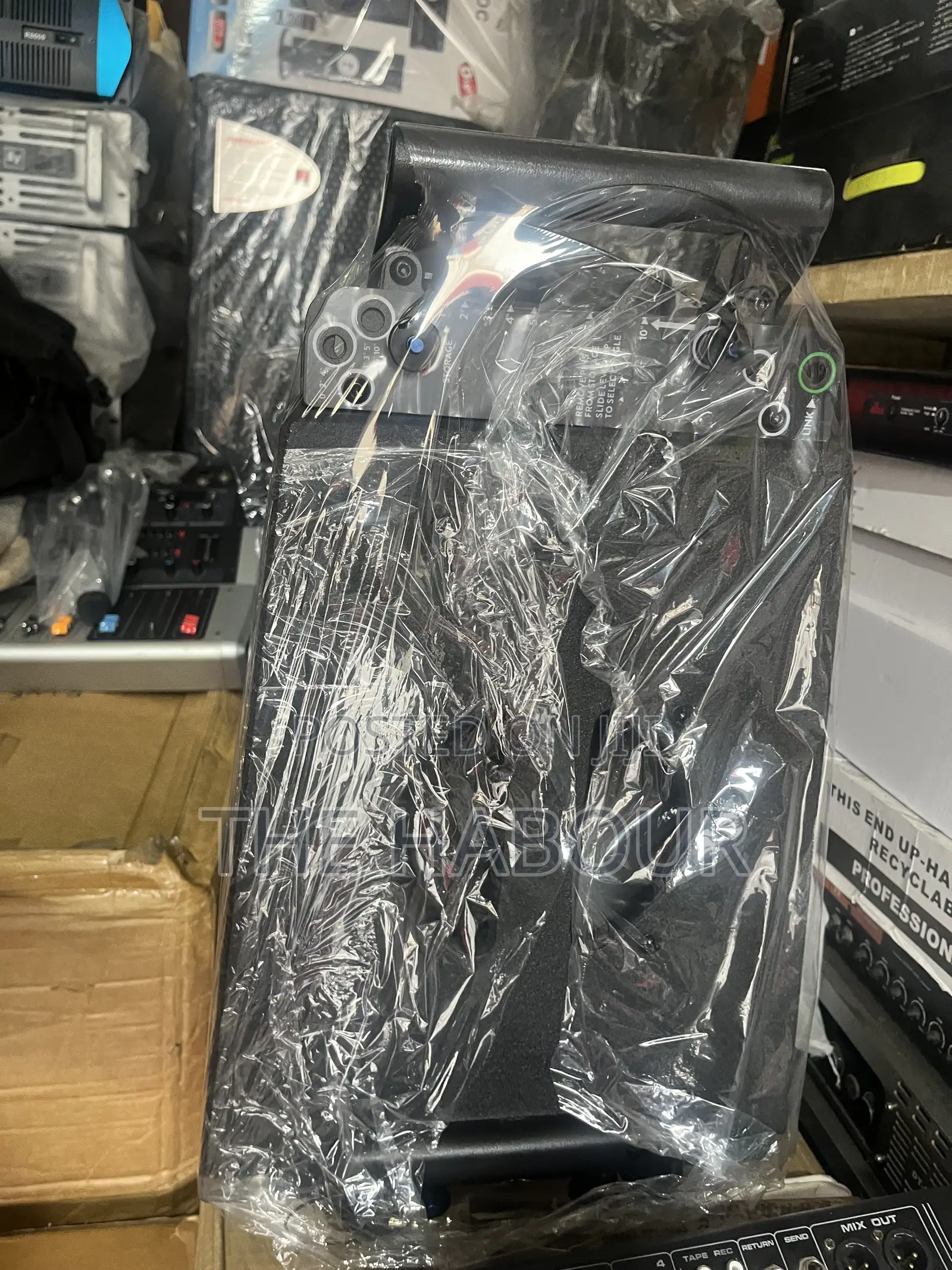 Kara 10 Inches Line Array Speaker