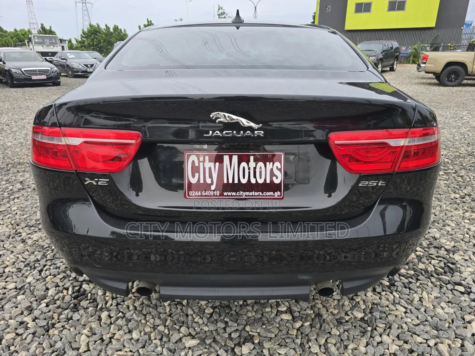 Jaguar XE 25t Premium RWD 2017 Black
