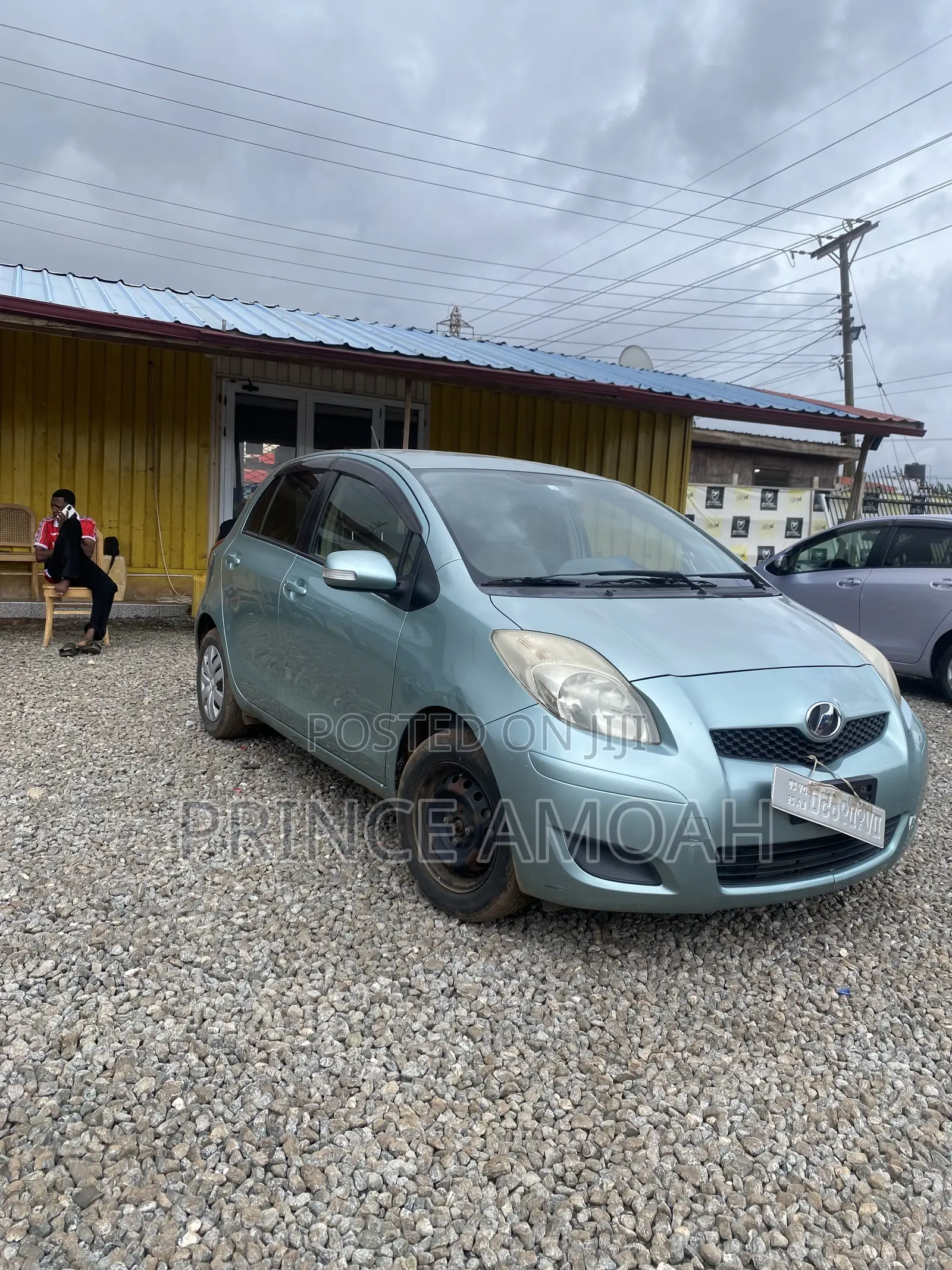 Toyota Vitz 1.3 FWD 5dr 2010 Green