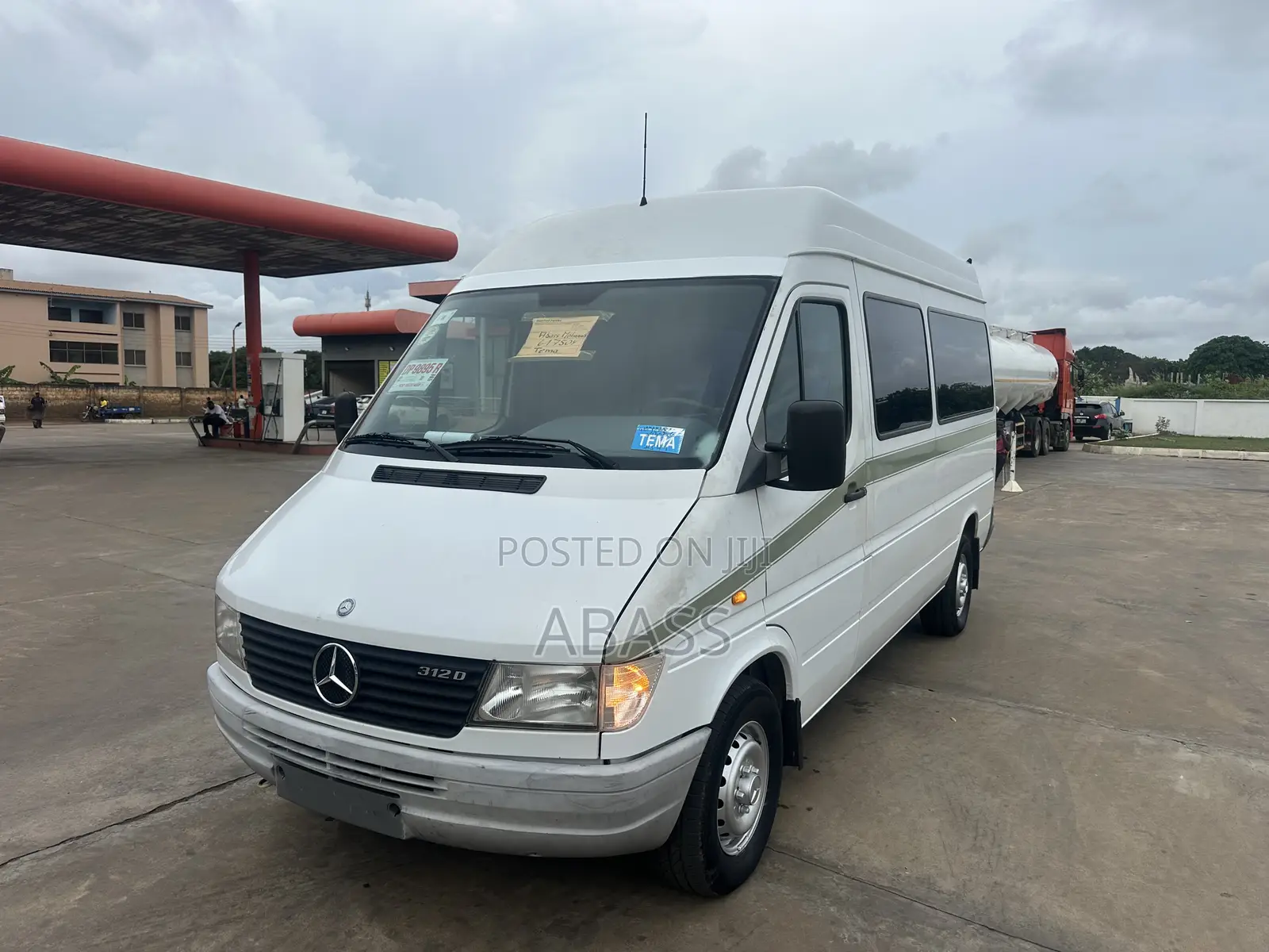 Mercedes-Benz Sprinter 1999 White