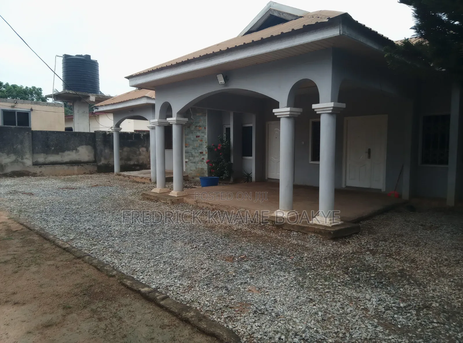 2bdrm Apartment in Brother K Estate, Kumasi Metropolitan for rent