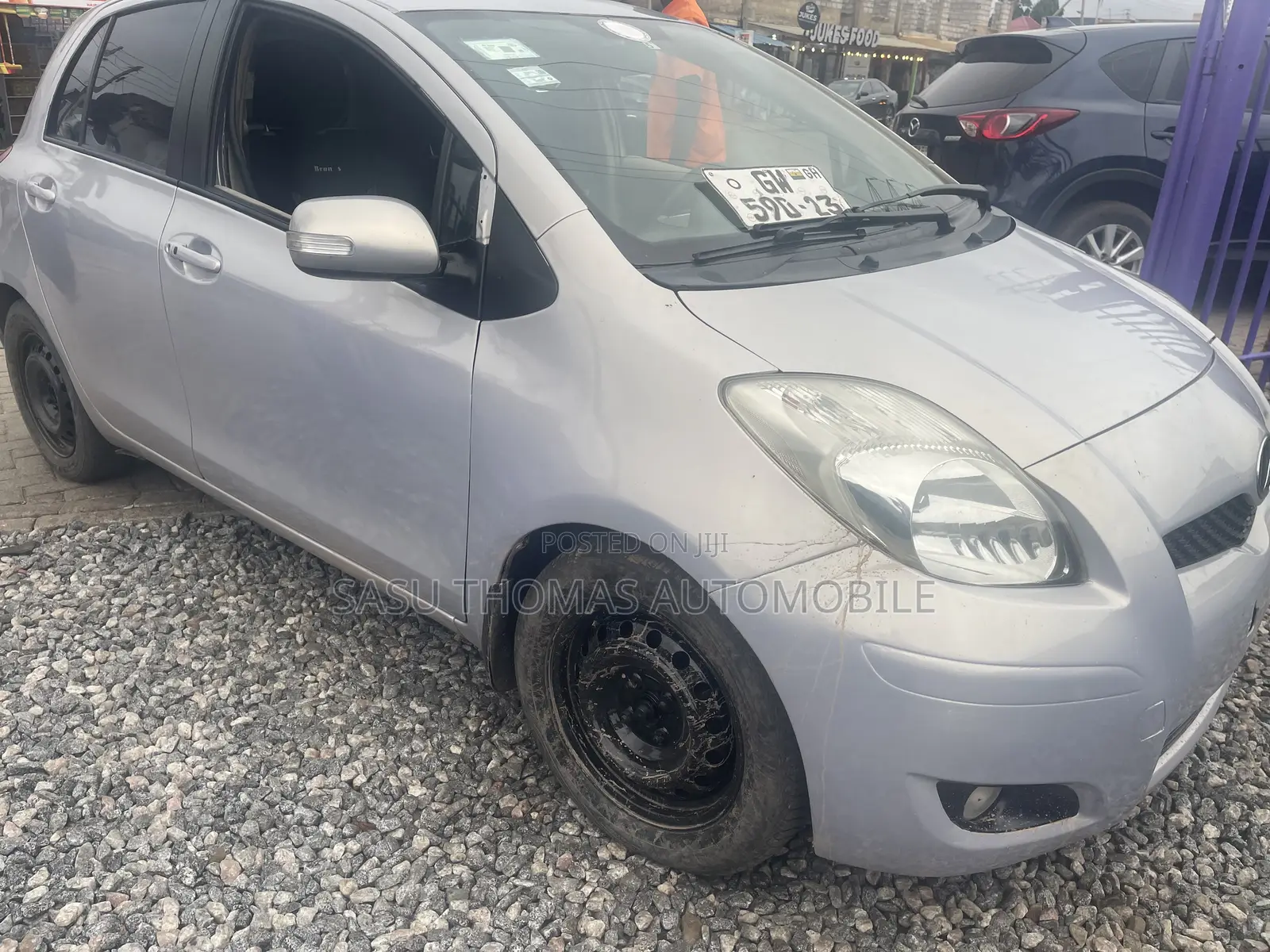 Toyota Vitz 2010 Black