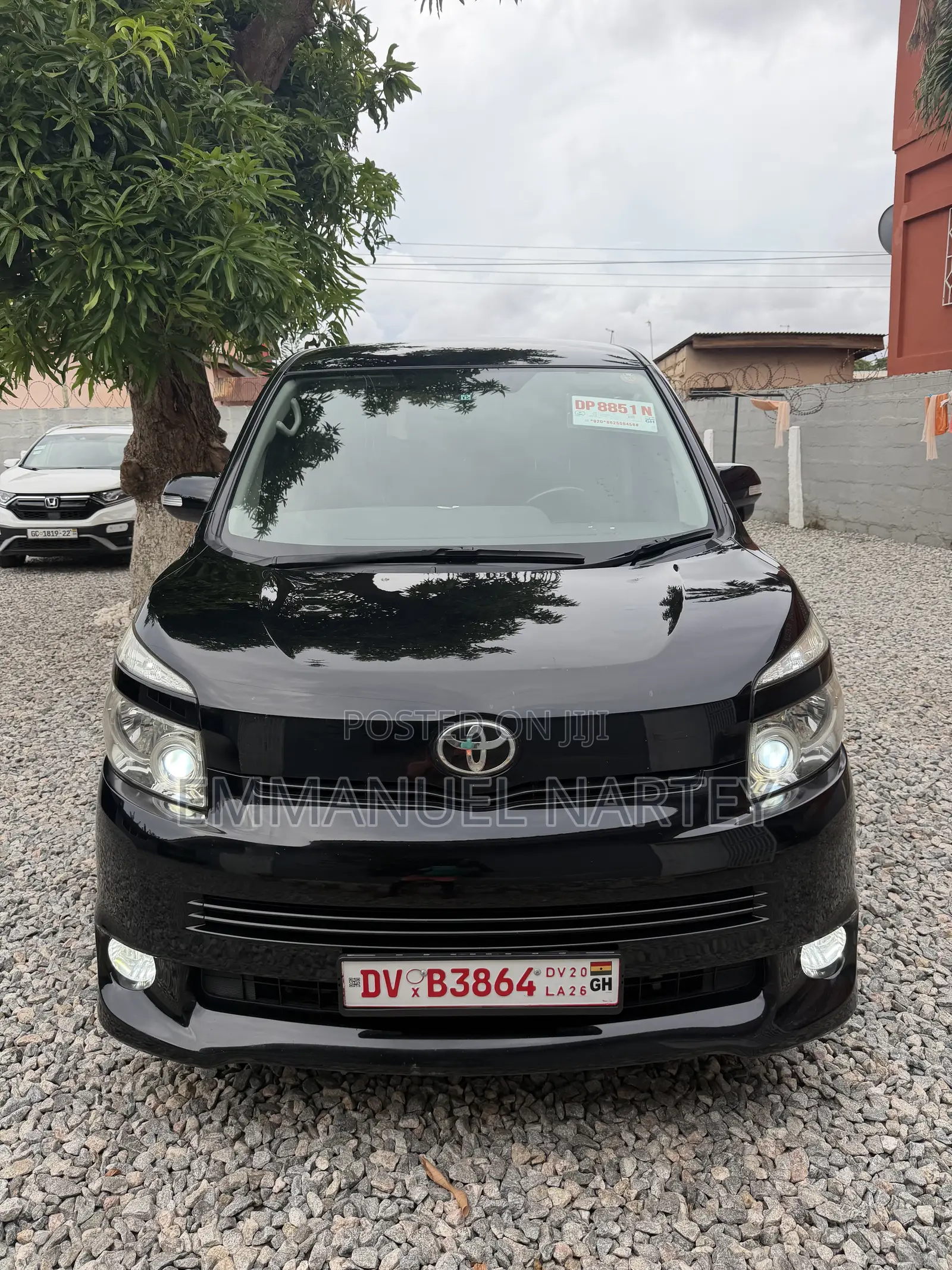 Toyota Voxy 2010 Black