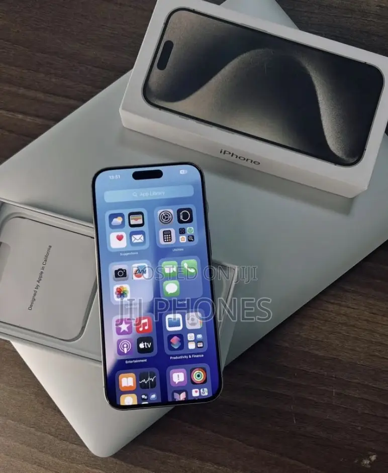 Apple iPhone 15 Pro Max 512 GB Silver
