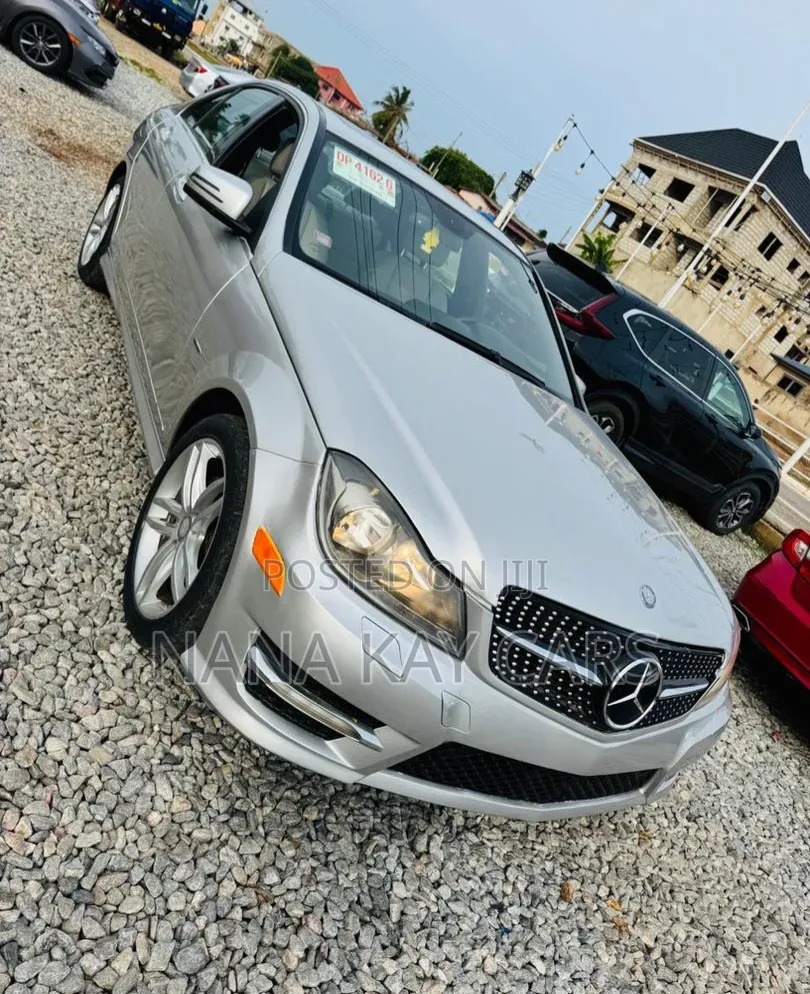 Mercedes-Benz C250 2014 Silver