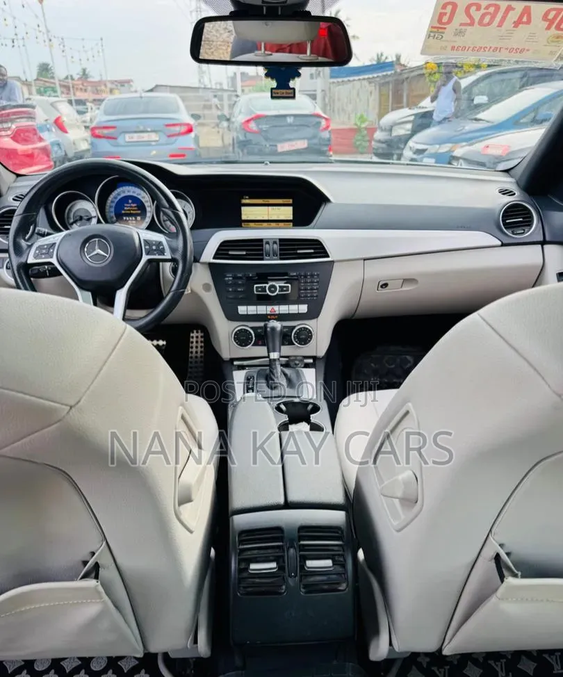 Mercedes-Benz C250 2014 Silver